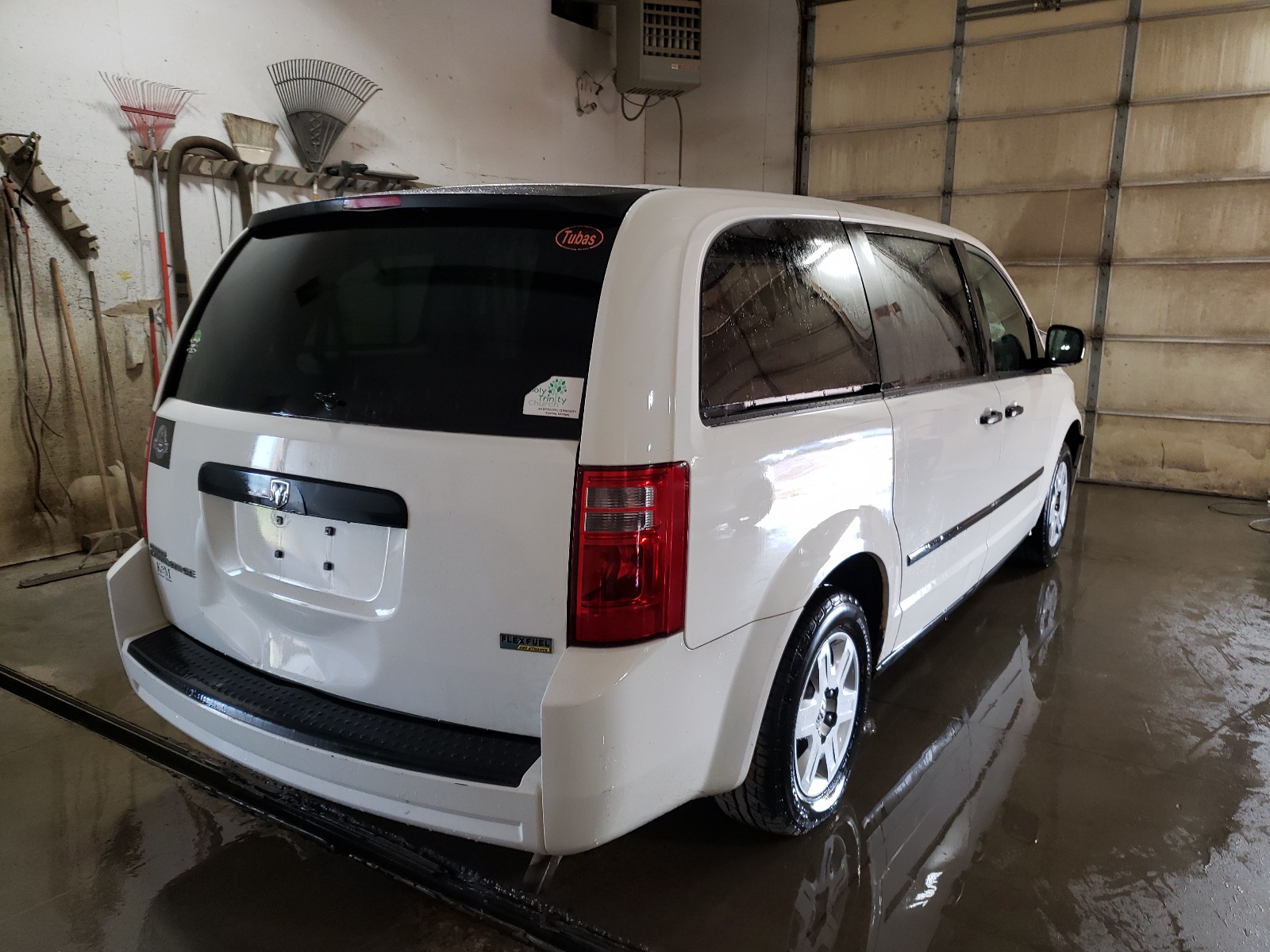Photo 4 from auction – 2008 DODGE GRAND CARA with VIN 2D8HN44H68R733412