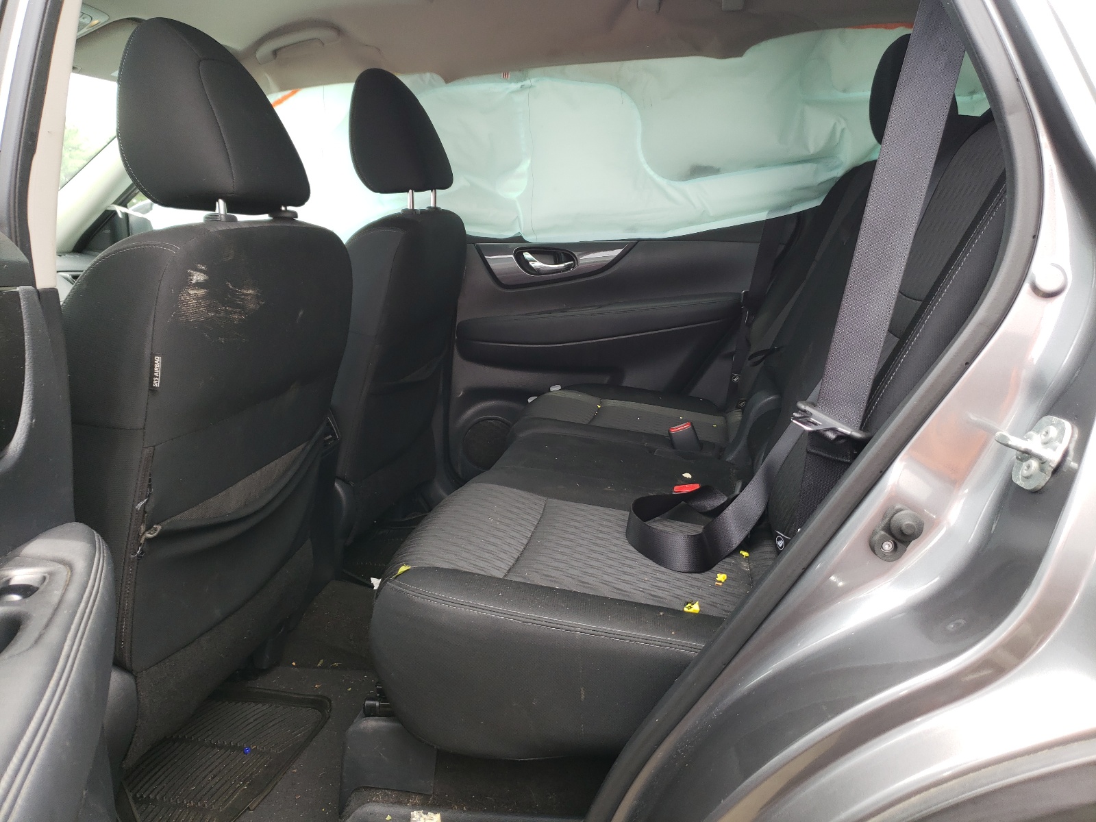 Photo 6 from auction – 2017 NISSAN ROGUE S with VIN KNMAT2MV3HP593434