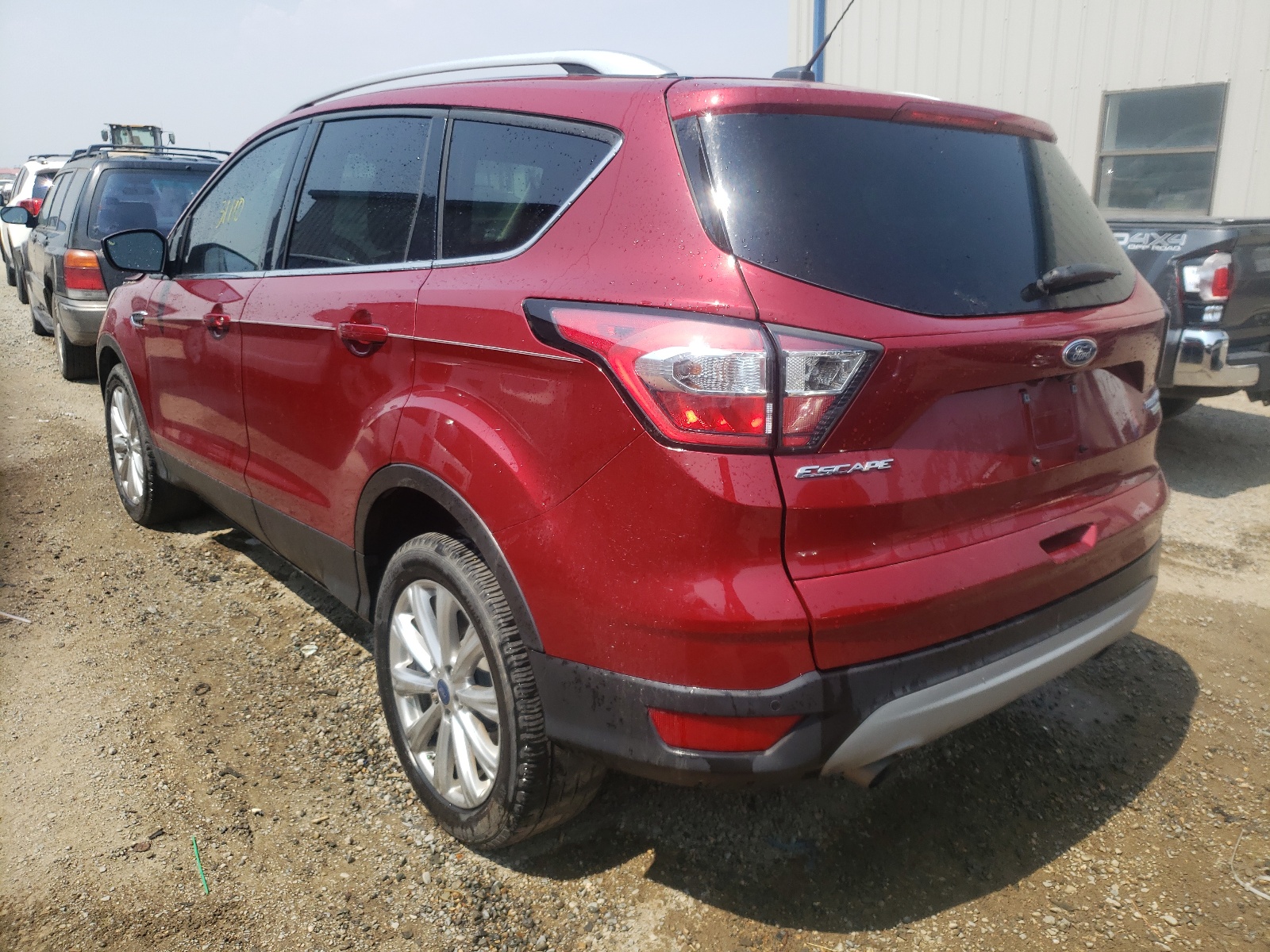 Zdjęcie 3 z aukcji – 2017 FORD ESCAPE TIT z VIN 1FMCU0J99HUD12347