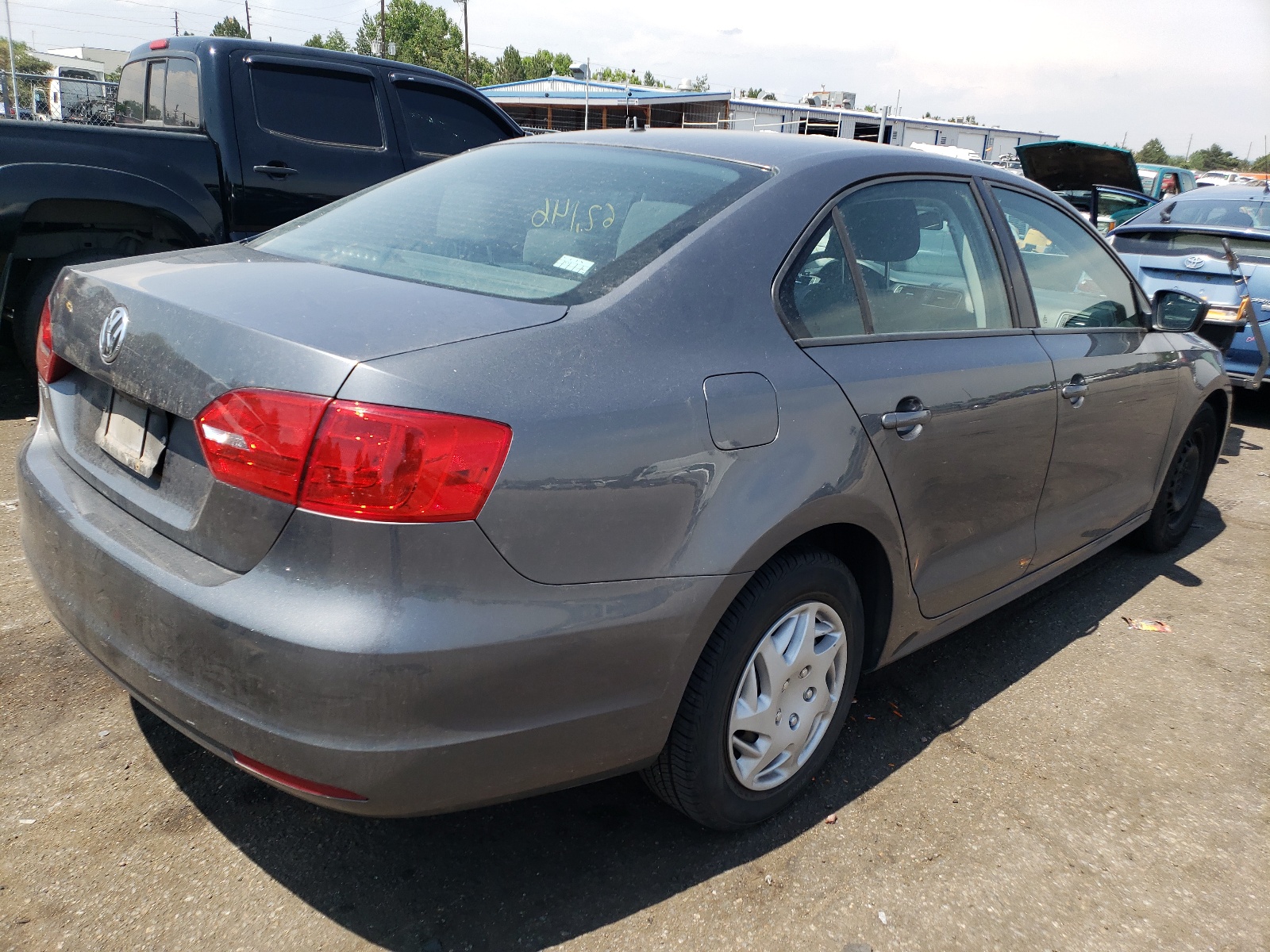 Photo 4 from auction – 2011 VOLKSWAGEN JETTA BASE with VIN 3VW2K7AJXBM384935
