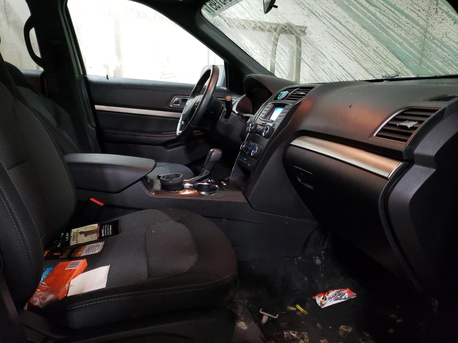 Photo 5 from auction – 2019 FORD EXPLORER X with VIN 1FM5K8DH3KGB20587