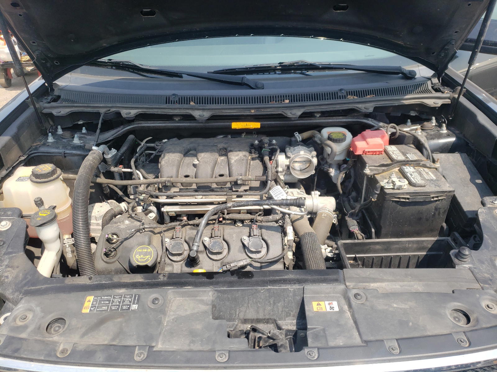 Photo 7 from auction – 2016 FORD FLEX with VIN 2FMHK6C88GBA11432