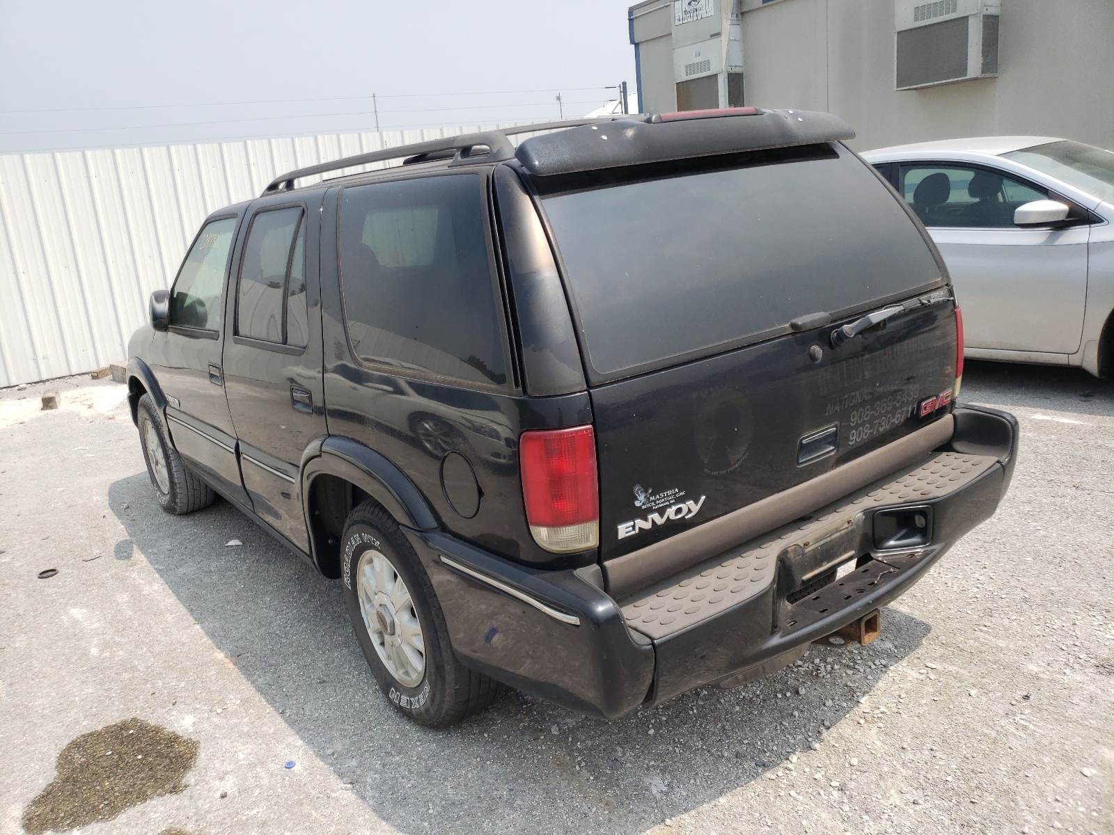 Photo 3 from auction – 2000 GMC JIMMY with VIN 1GKDT13W2Y2299204