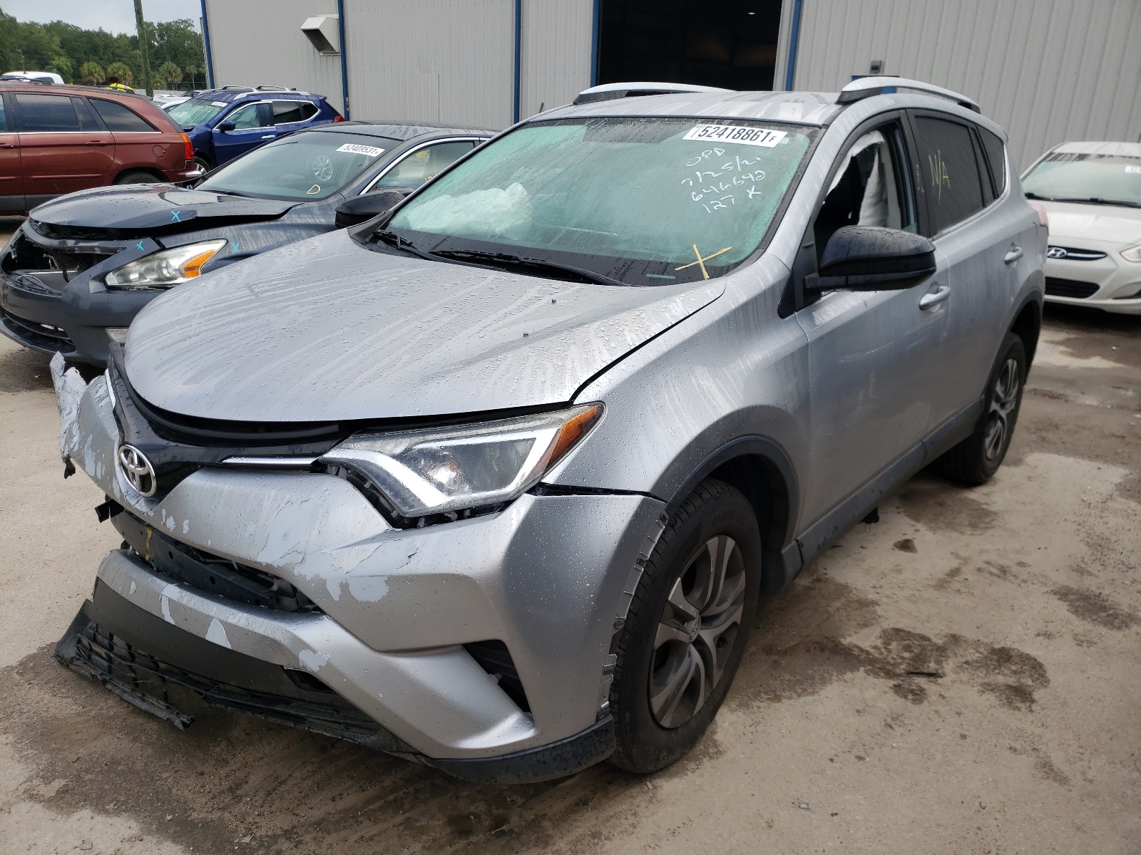 Photo 2 from auction – 2016 TOYOTA RAV4 LE with VIN 2T3ZFREV5GW277621
