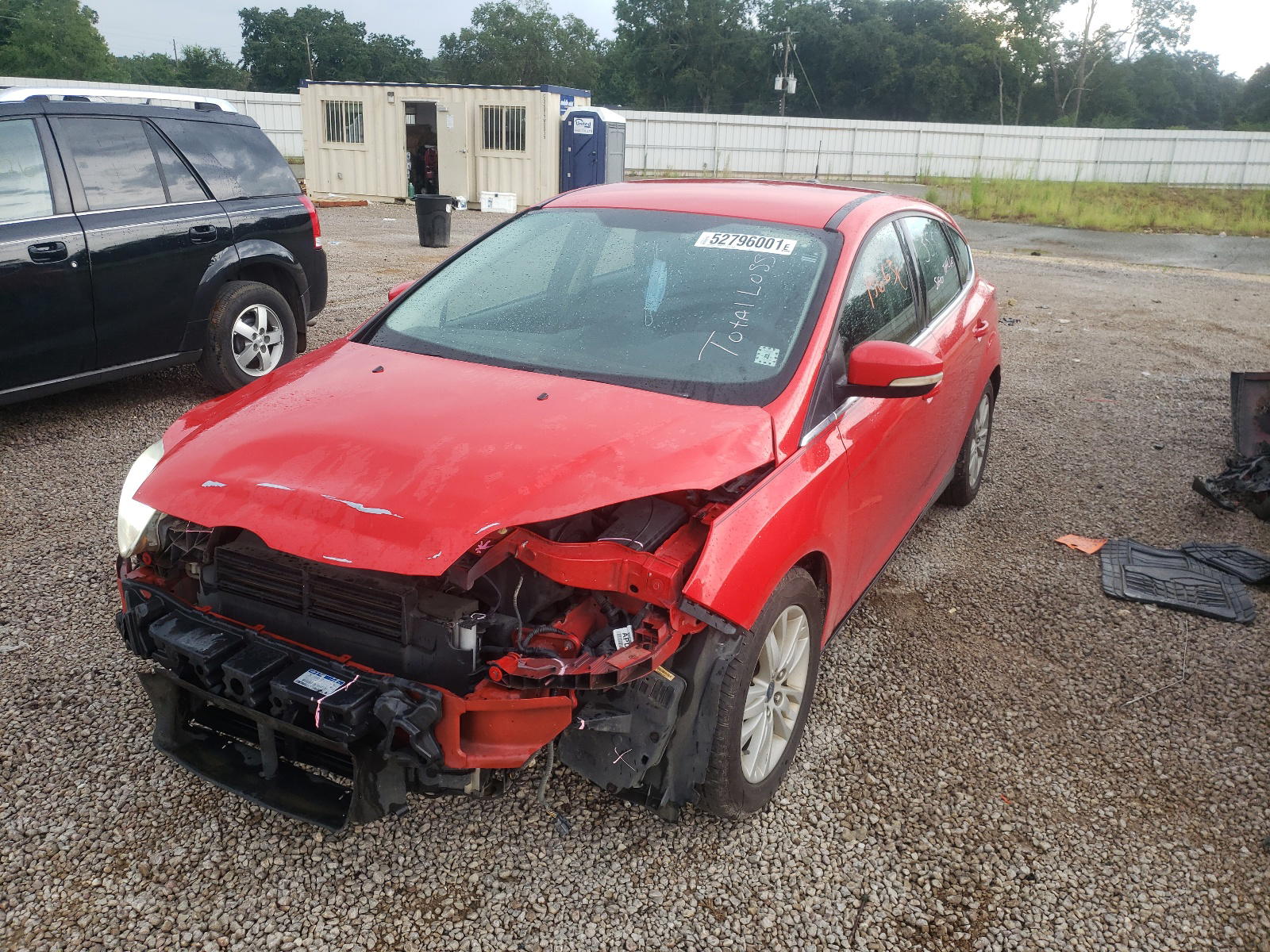 Photo 2 from auction – 2012 FORD FOCUS SEL with VIN 1FAHP3M2XCL333519