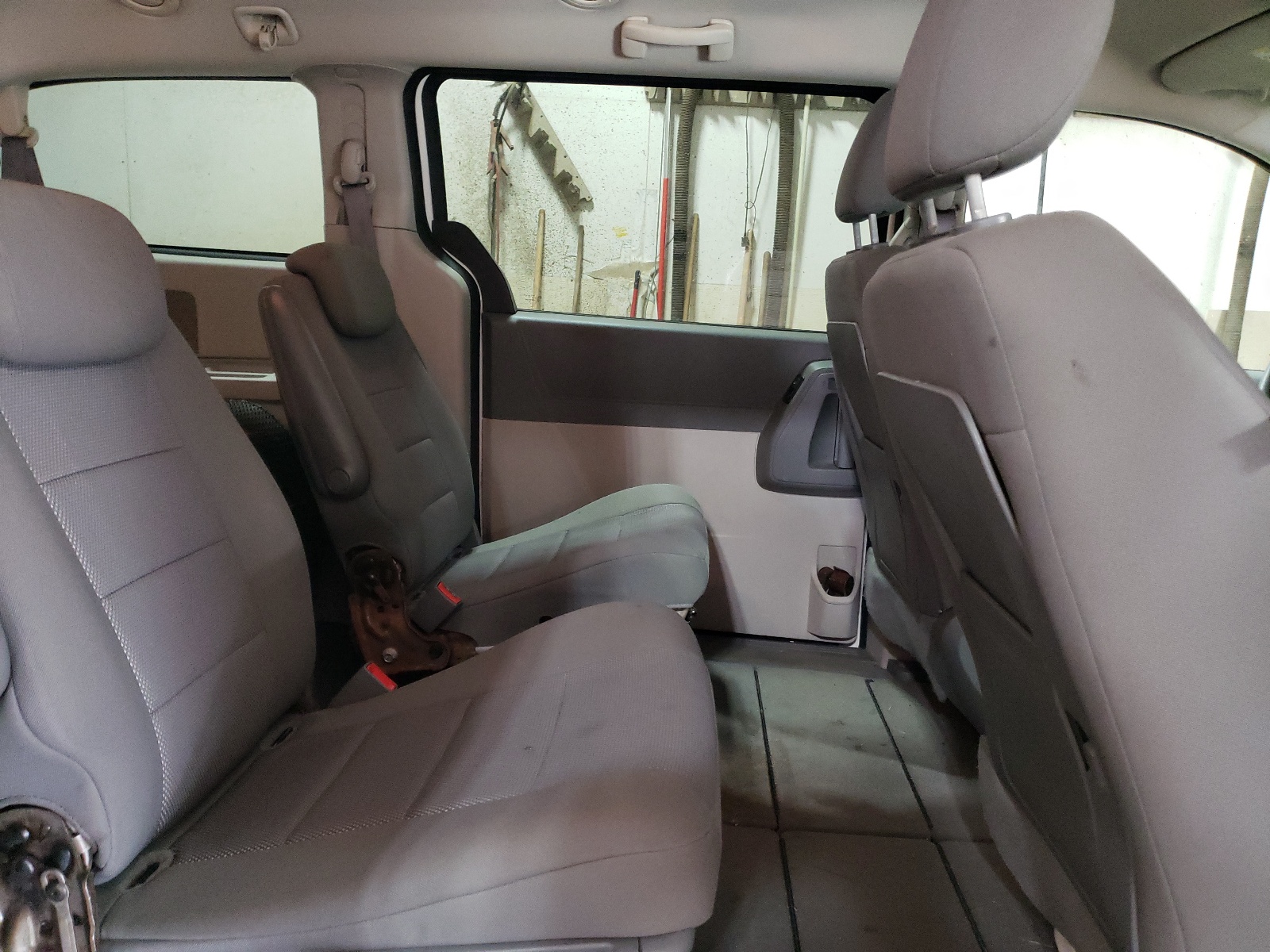 Photo 6 from auction – 2008 DODGE GRAND CARA with VIN 2D8HN44H68R733412