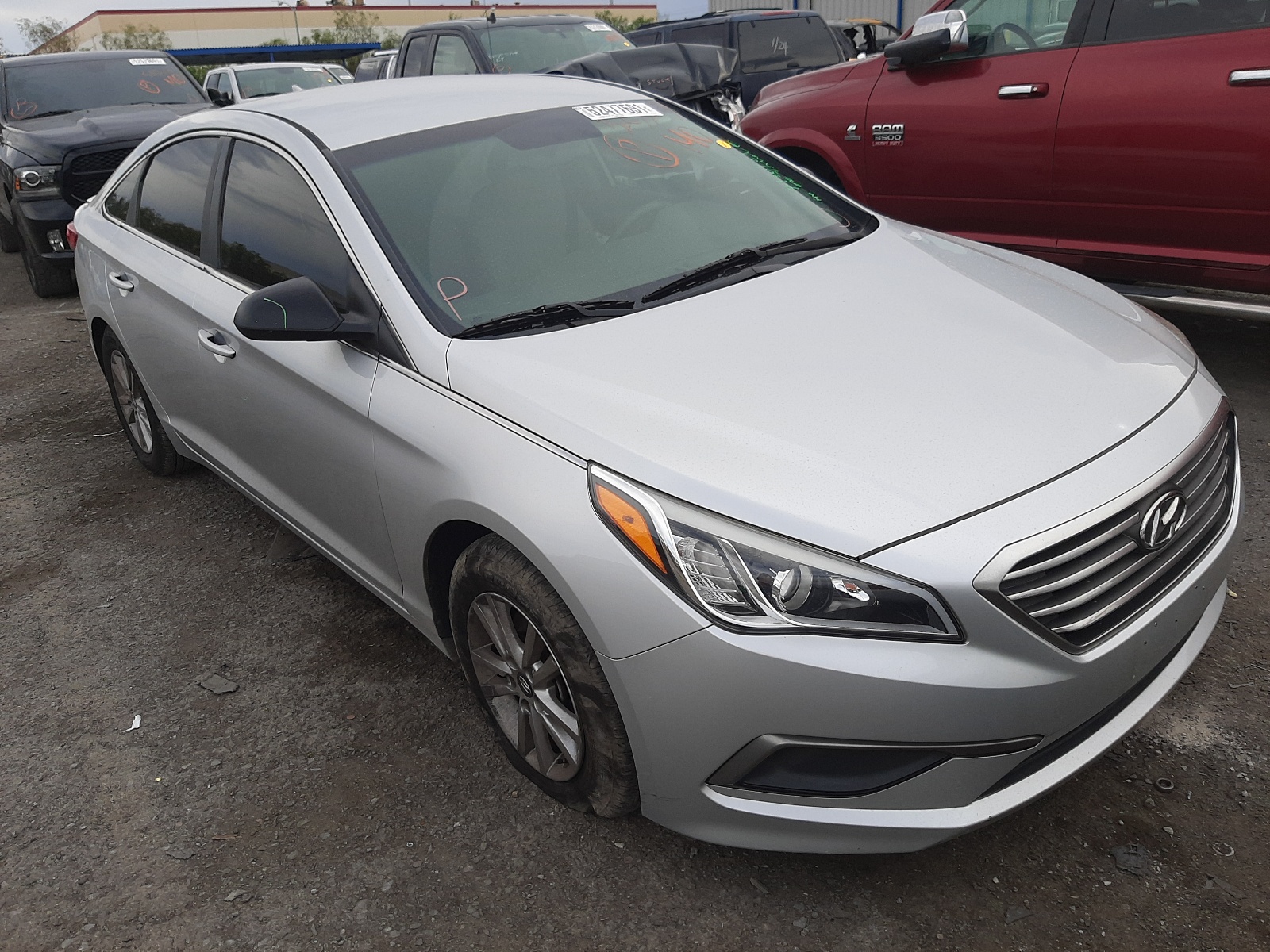 Photo 1 from auction – 2016 HYUNDAI SONATA SE with VIN 5NPE24AF1GH302534