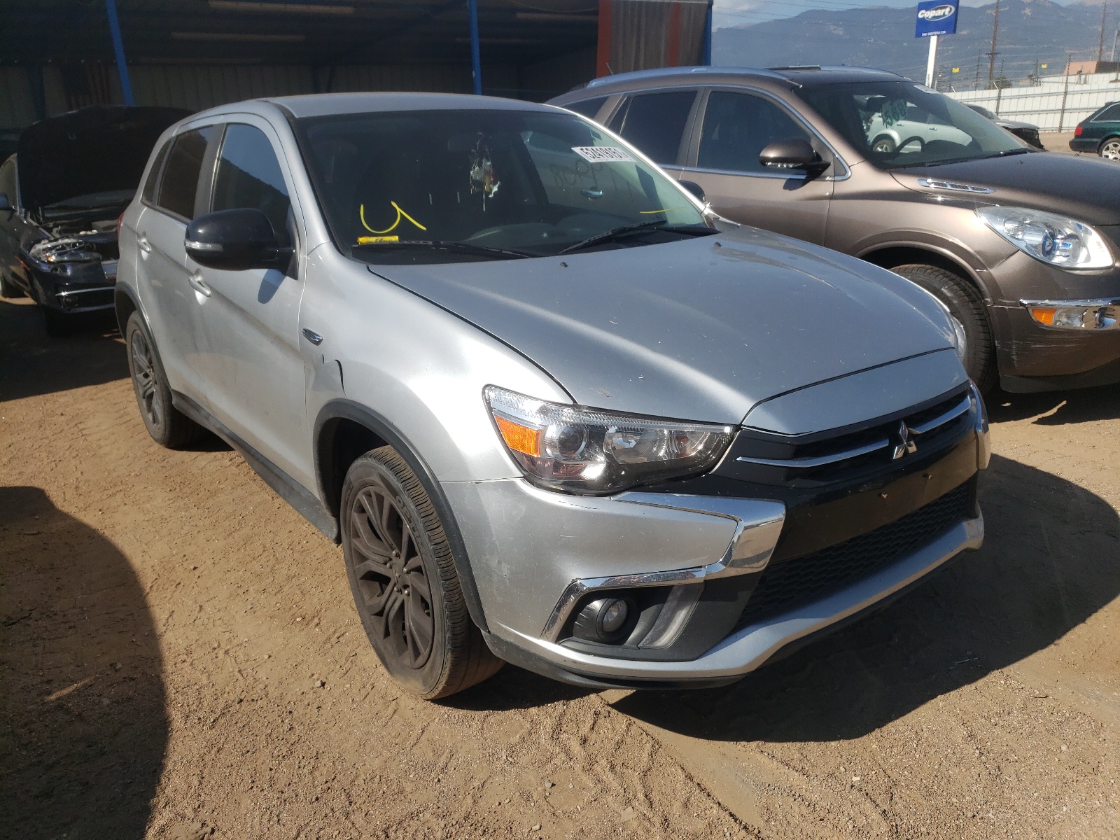 MITSUBISHI OUTLANDER 2018 with VIN JA4AR3AU8JZ030416 - Photo from auction