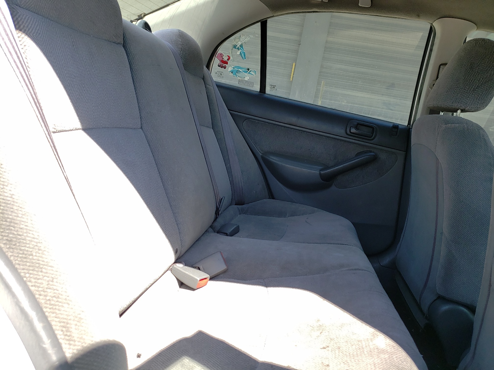 Photo 6 from auction – 2001 HONDA CIVIC LX with VIN 1HGES15521L035280