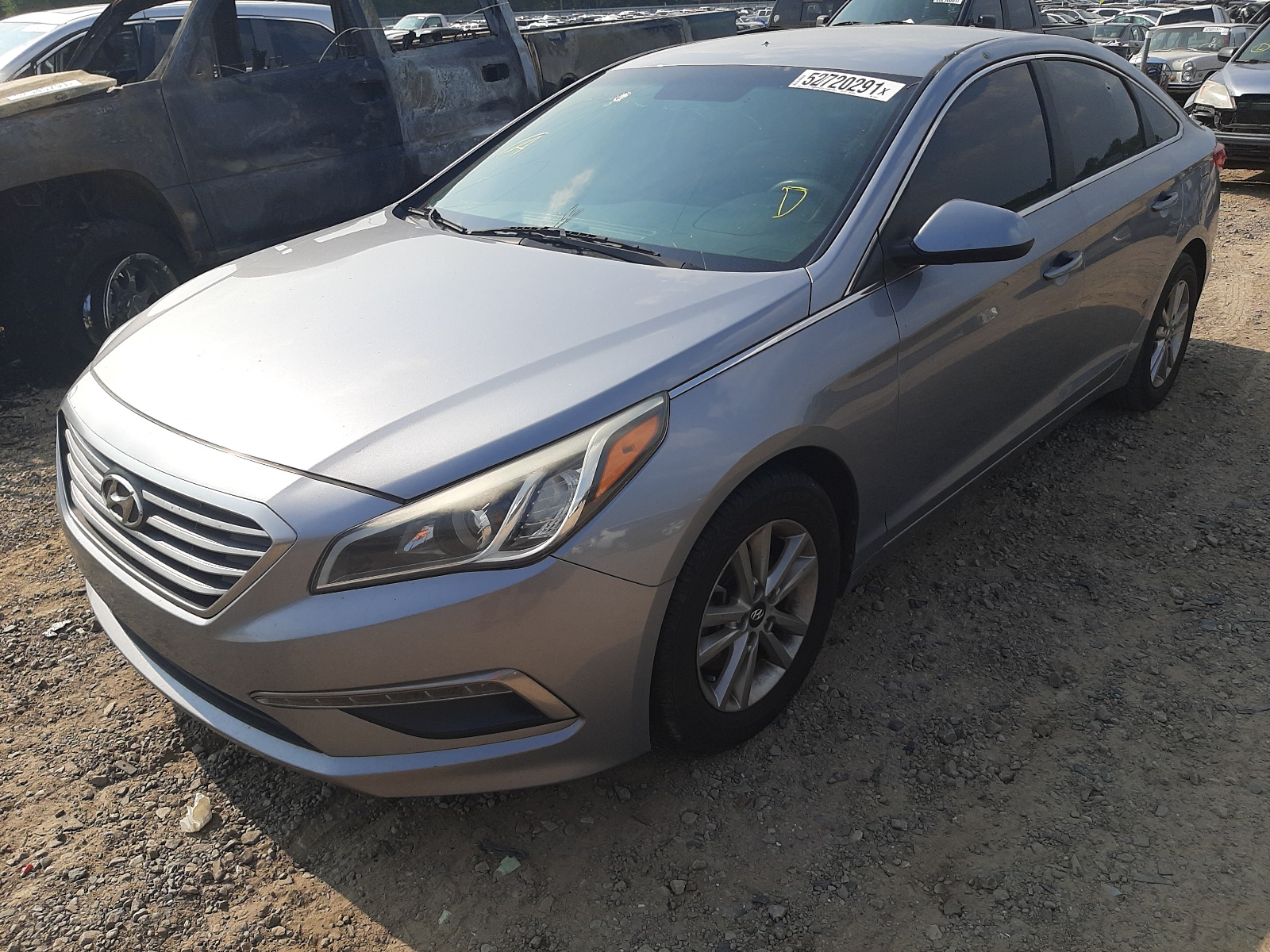 Photo 2 from auction – 2015 HYUNDAI SONATA SE with VIN 5NPE24AF9FH022181