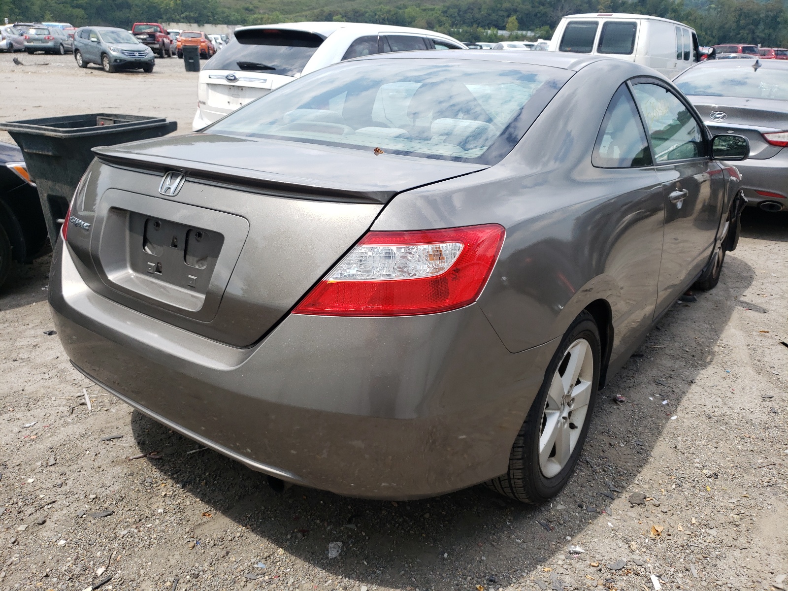 Photo 4 from auction – 2008 HONDA CIVIC EX with VIN 2HGFG12898H568593
