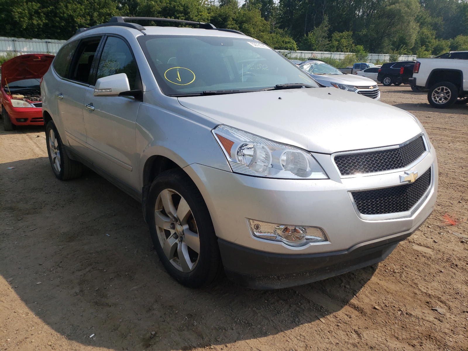 CHEVROLET TRAVERSE L 2011 with VIN 1GNKRGED1BJ413066 - Photo from auction