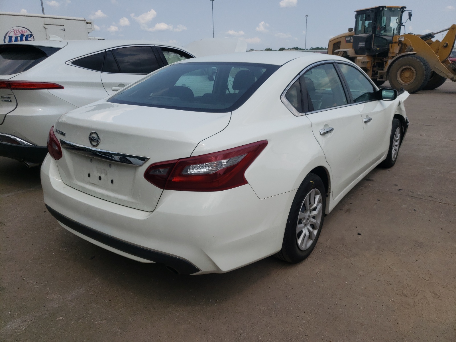 Photo 4 from auction – 2018 NISSAN ALTIMA with VIN 1N4AL3AP2JC151467