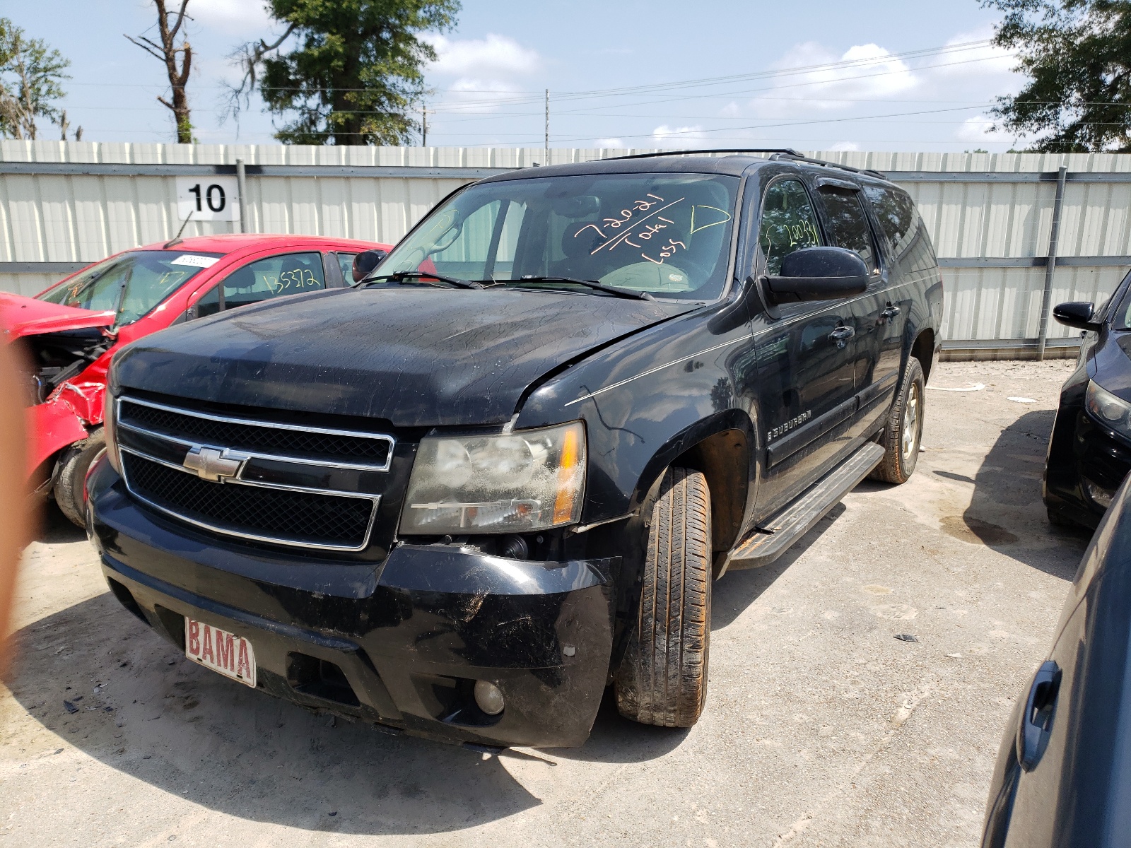 Photo 2 from auction – 2008 CHEVROLET SUBURBAN C with VIN 1GNFC16038R138029