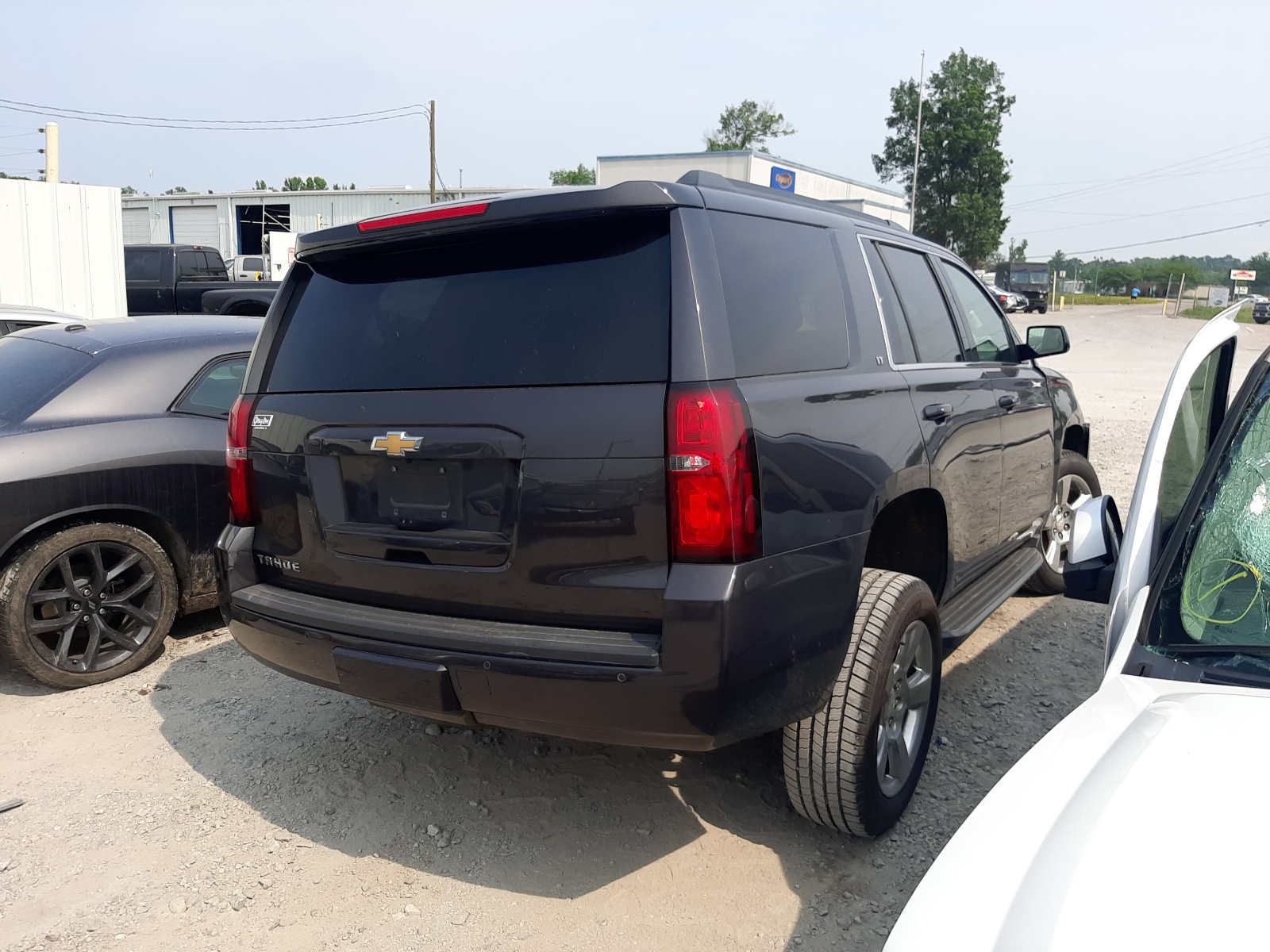 Photo 4 from auction – 2016 CHEVROLET TAHOE C150 with VIN 1GNSCBKC9GR345060