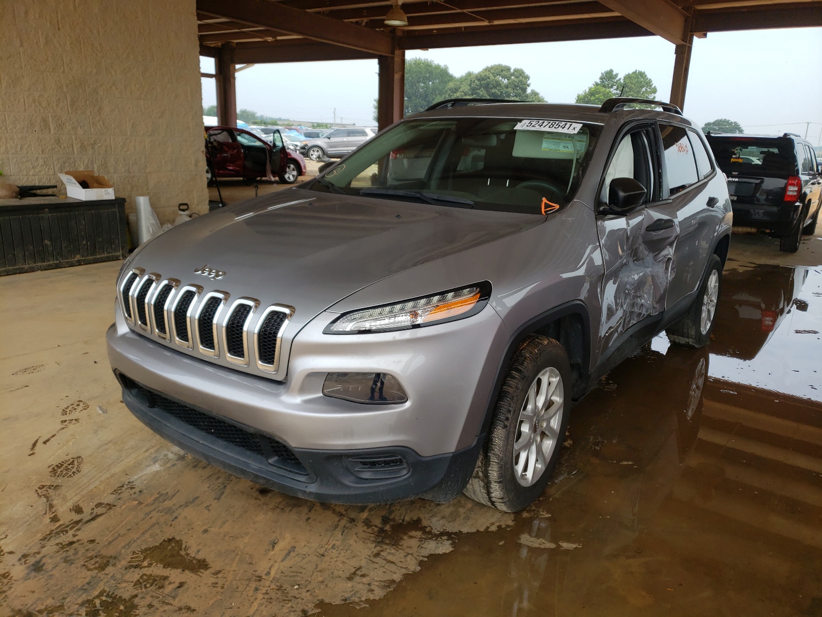 Photo 2 from auction – 2017 JEEP CHEROKEE S with VIN 1C4PJLAB0HW642935