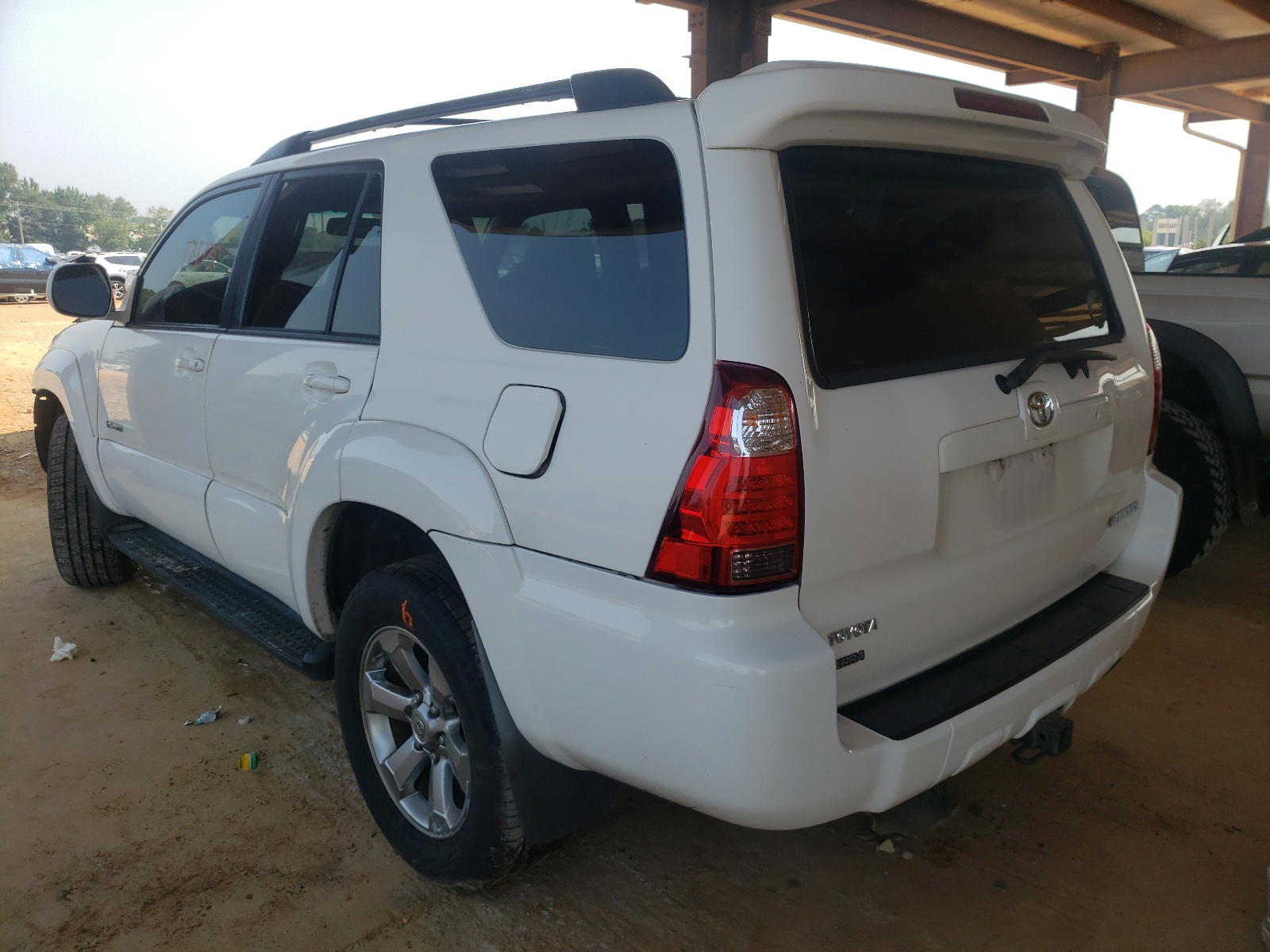 Photo 3 from auction – 2008 TOYOTA 4RUNNER LI with VIN JTEZU17R08K010481