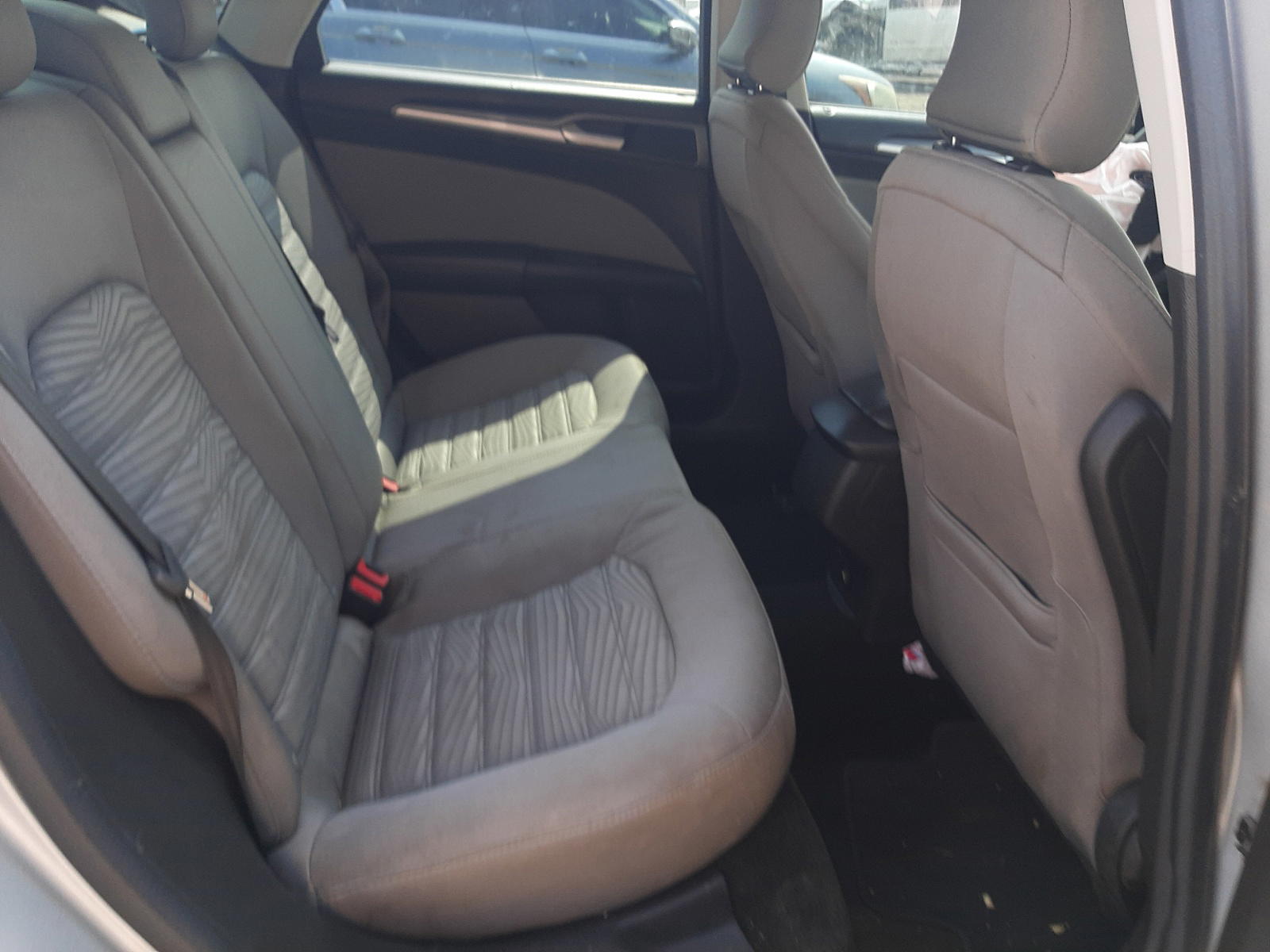 Photo 6 from auction – 2016 FORD FUSION with VIN 3FA6P0G72GR274857