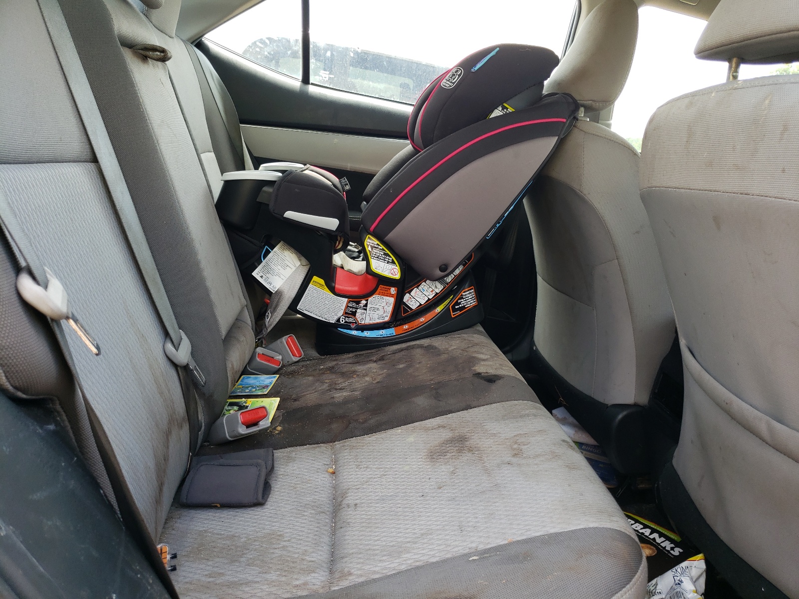 Photo 6 from auction – 2017 TOYOTA COROLLA L with VIN 2T1BURHE0HC792475