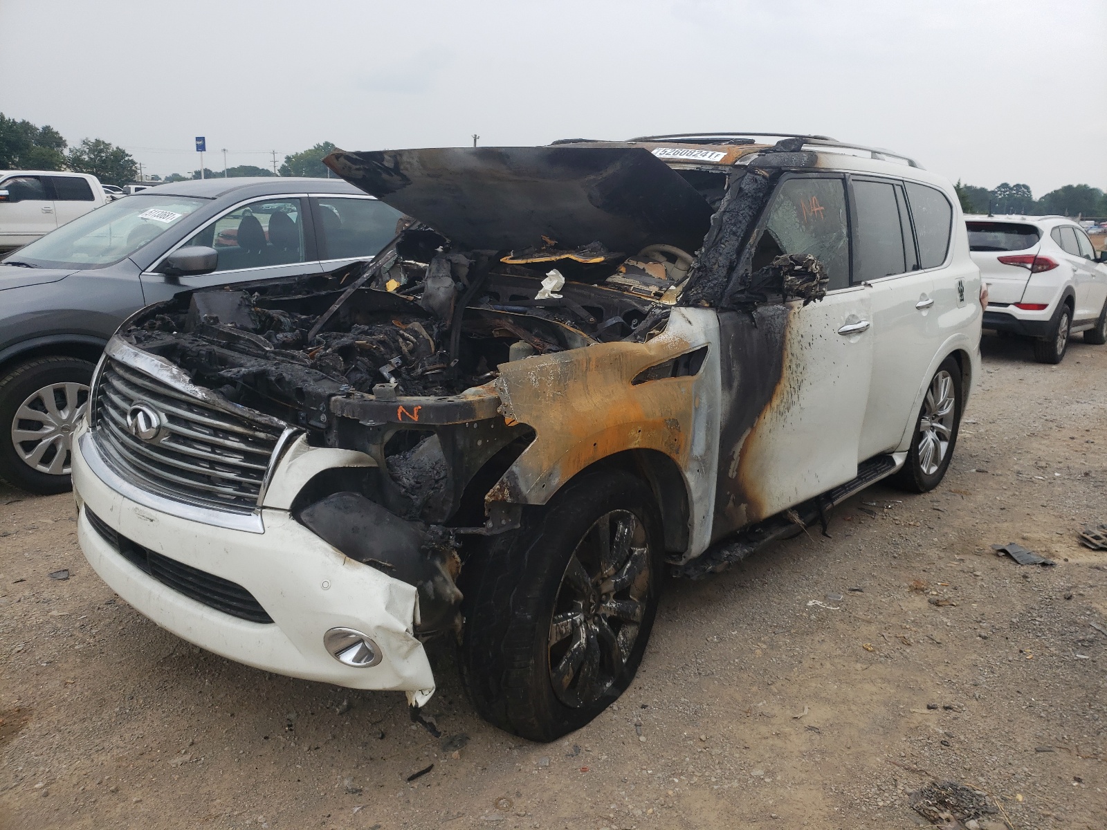 Photo 2 from auction – 2011 INFINITI QX56 with VIN JN8AZ2NE3B9006274