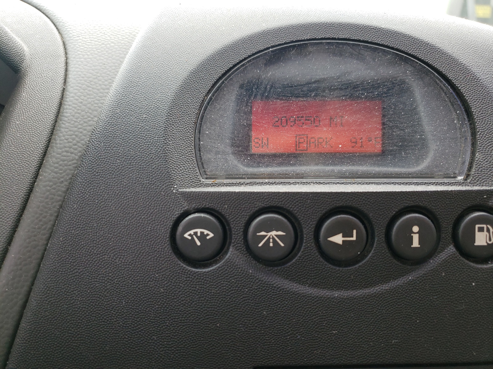 Zdjęcie 8 z aukcji – 2004 PONTIAC GRAND PRIX z VIN 2G2WS522441288085