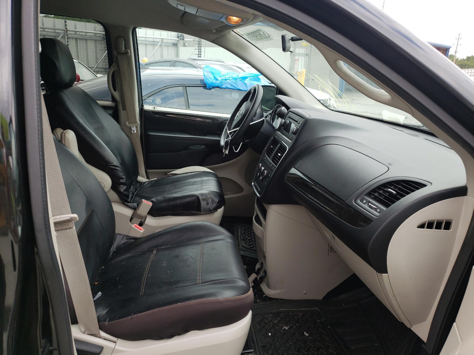 Photo 5 from auction – 2013 DODGE GRAND CARA with VIN 2C4RDGBG4DR719083