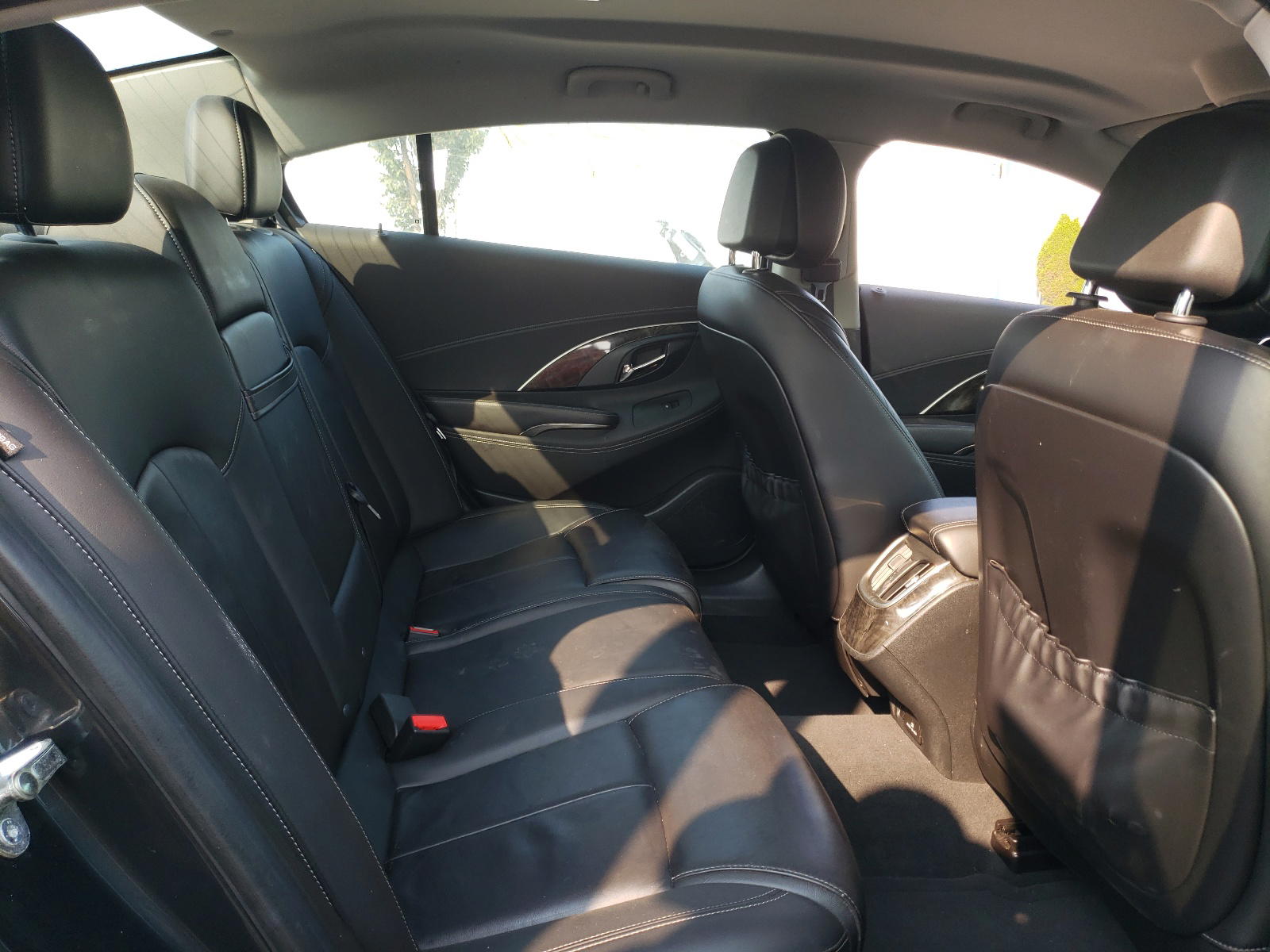 Photo 6 from auction – 2014 BUICK LACROSSE with VIN 1G4GB5GR0EF212732