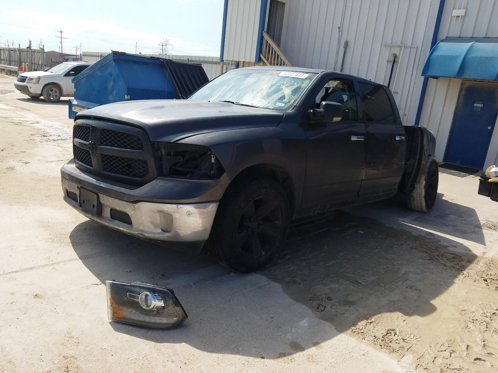 Photo 2 from auction – 2016 RAM 1500 SLT with VIN 1C6RR6LT0GS148399