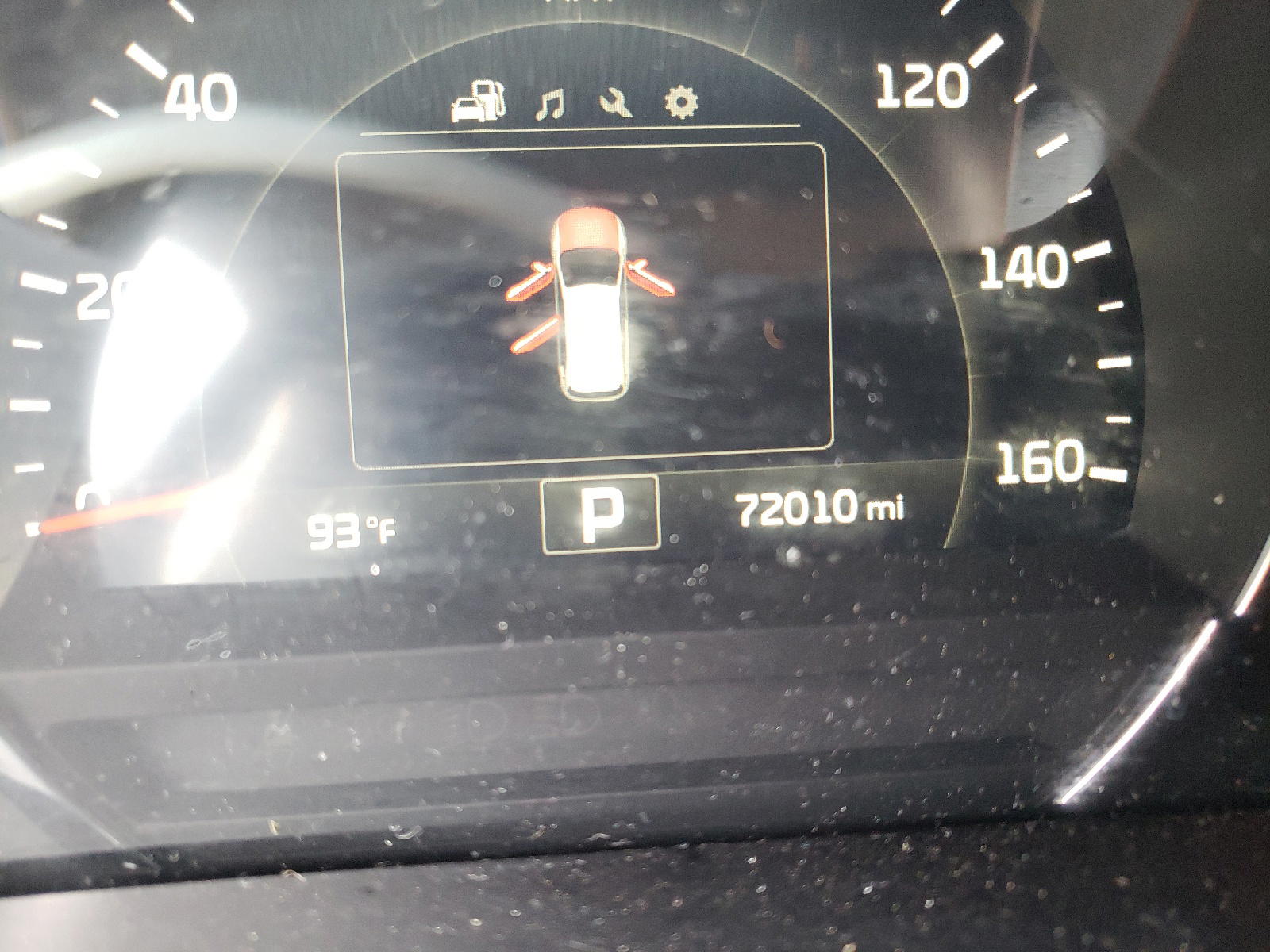 Photo 8 from auction – 2017 KIA SORENTO EX with VIN 5XYPHDA52HG232176
