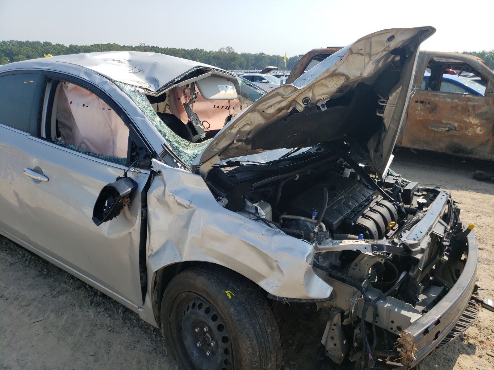 Photo 9 from auction – 2018 NISSAN SENTRA S with VIN 3N1AB7AP1JY283358