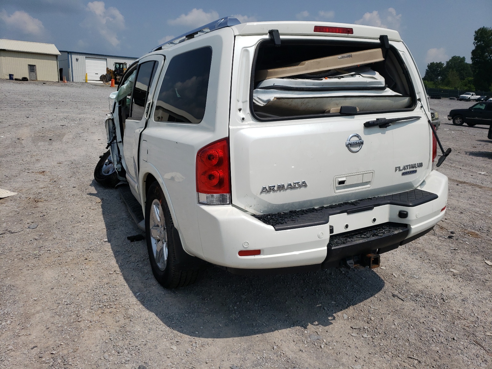 Photo 3 from auction – 2014 NISSAN ARMADA PLA with VIN 5N1BA0NE1EN608240