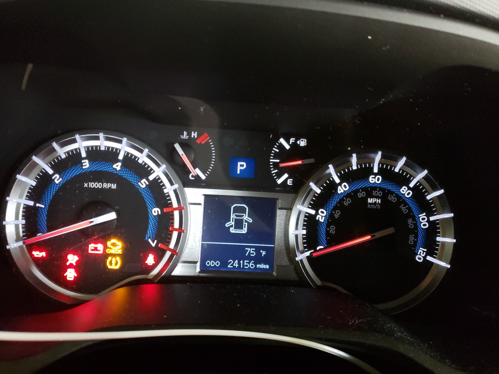 Photo 8 from auction – 2018 TOYOTA 4RUNNER SR with VIN JTEBU5JR5J5588999