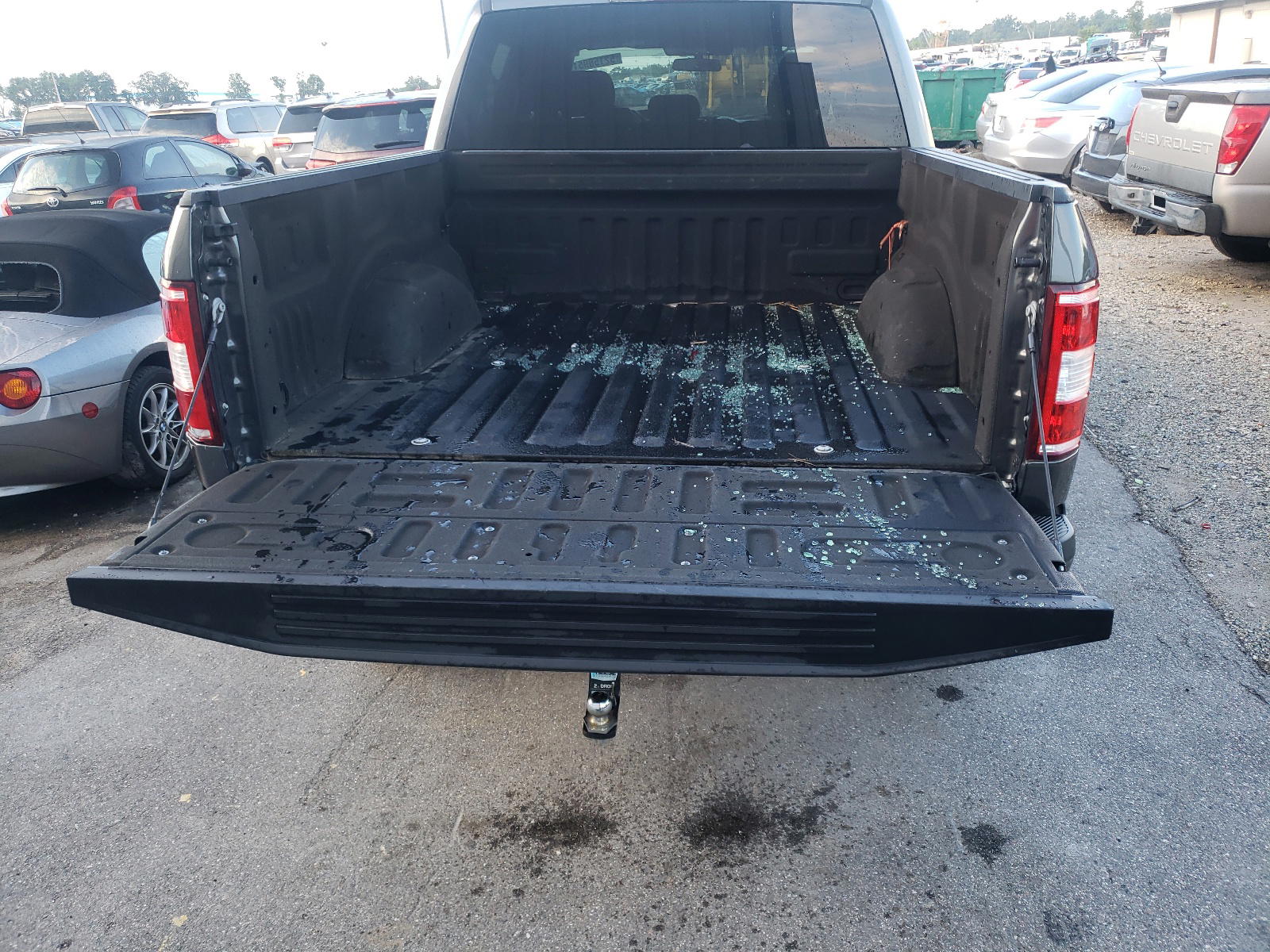 Photo 9 from auction – 2018 FORD F150 SUPER with VIN 1FTEW1CP3JFA46357