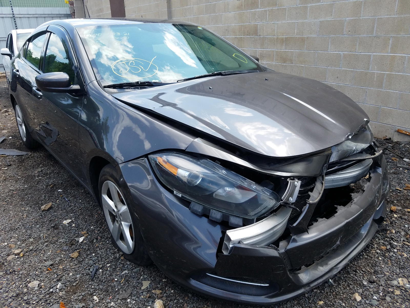 DODGE DART SXT 2015 with VIN 1C3CDFBB5FD227001 - Photo from auction