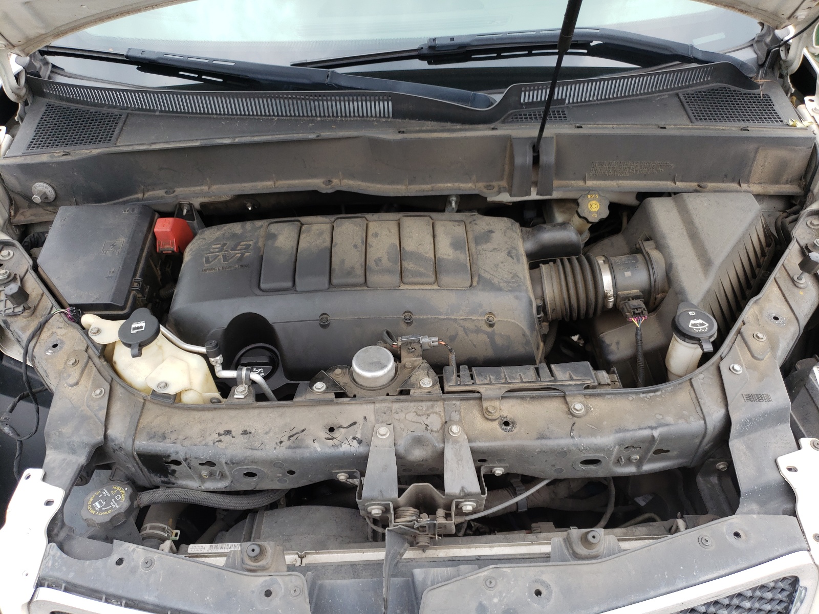 Photo 7 from auction – 2011 CHEVROLET TRAVERSE L with VIN 1GNKRGEDXBJ259117