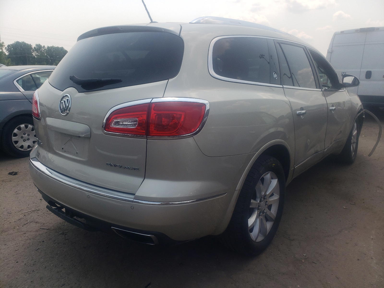Photo 4 from auction – 2014 BUICK ENCLAVE with VIN 5GAKRDKD7DJ128940
