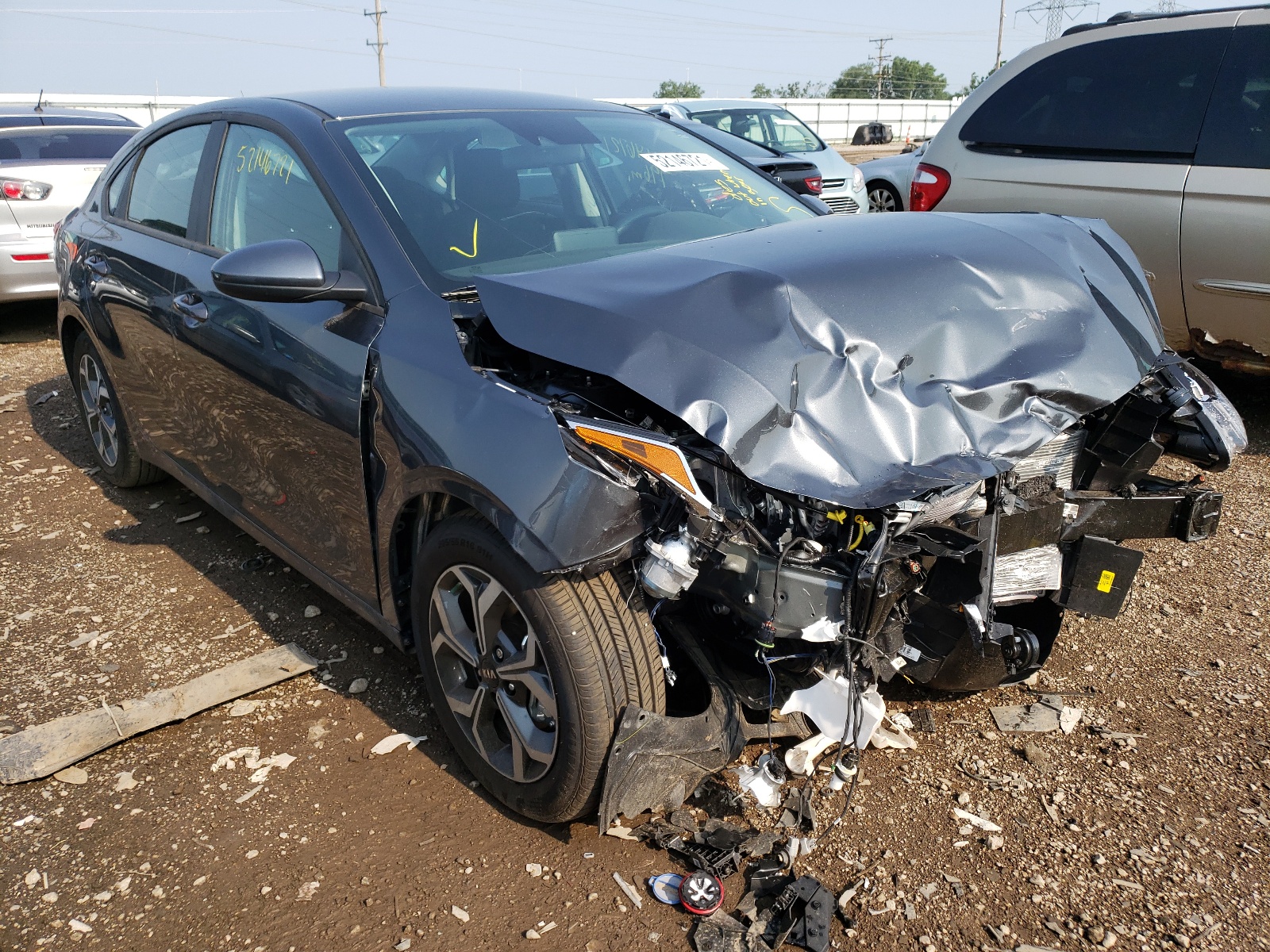 KIA FORTE FE 2021 with VIN 3KPF24AD0ME380015 - Photo from auction
