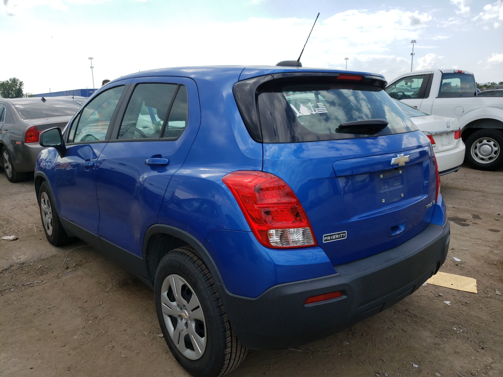 Photo 3 from auction – 2016 CHEVROLET TRAX LS with VIN KL7CJKSB0GB661849