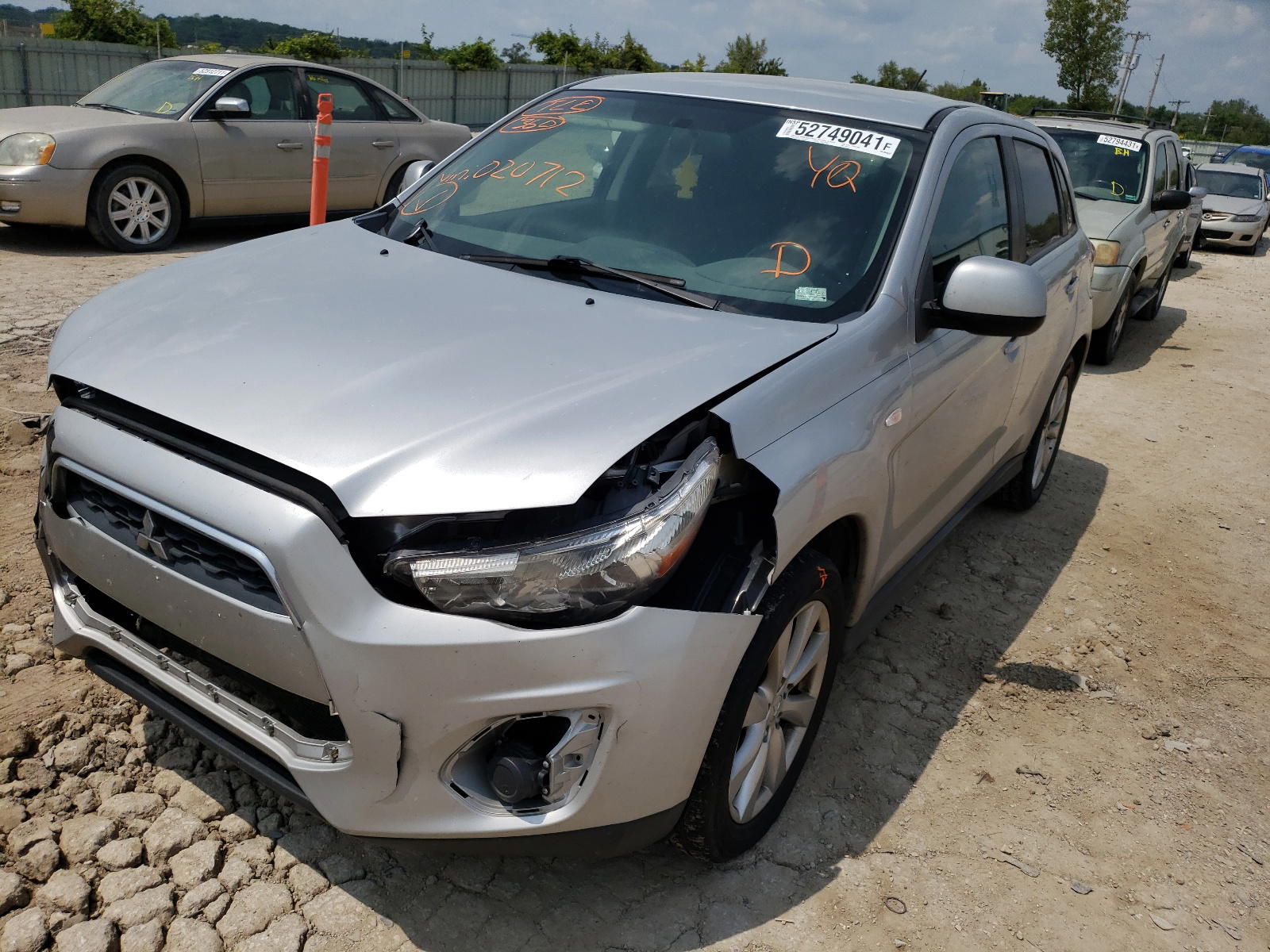 Photo 2 from auction – 2013 MITSUBISHI OUTLANDER with VIN 4A4AP3AU6DE020712