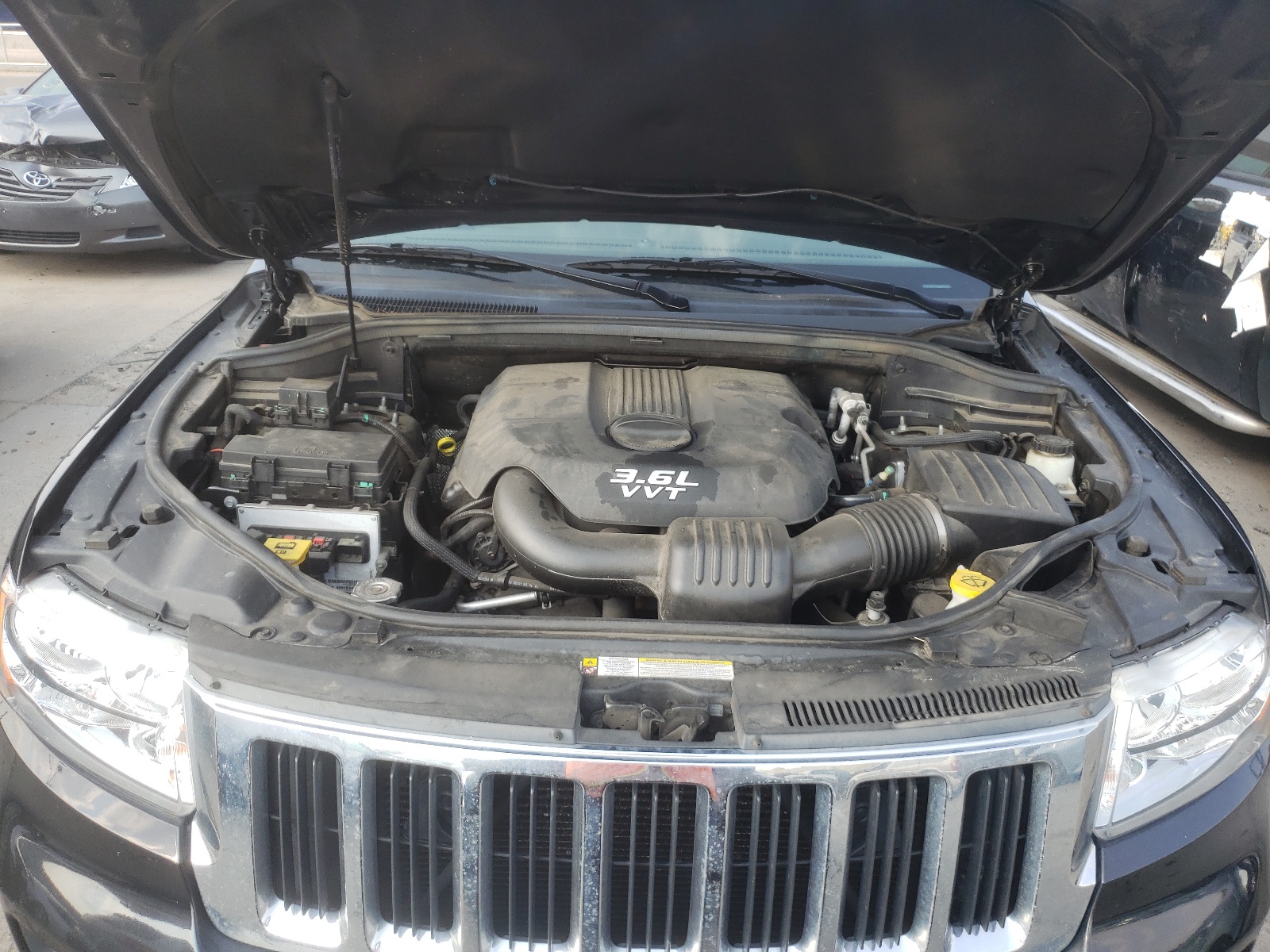 Photo 7 from auction – 2012 JEEP GRAND CHER with VIN 1C4RJFAG0CC148882