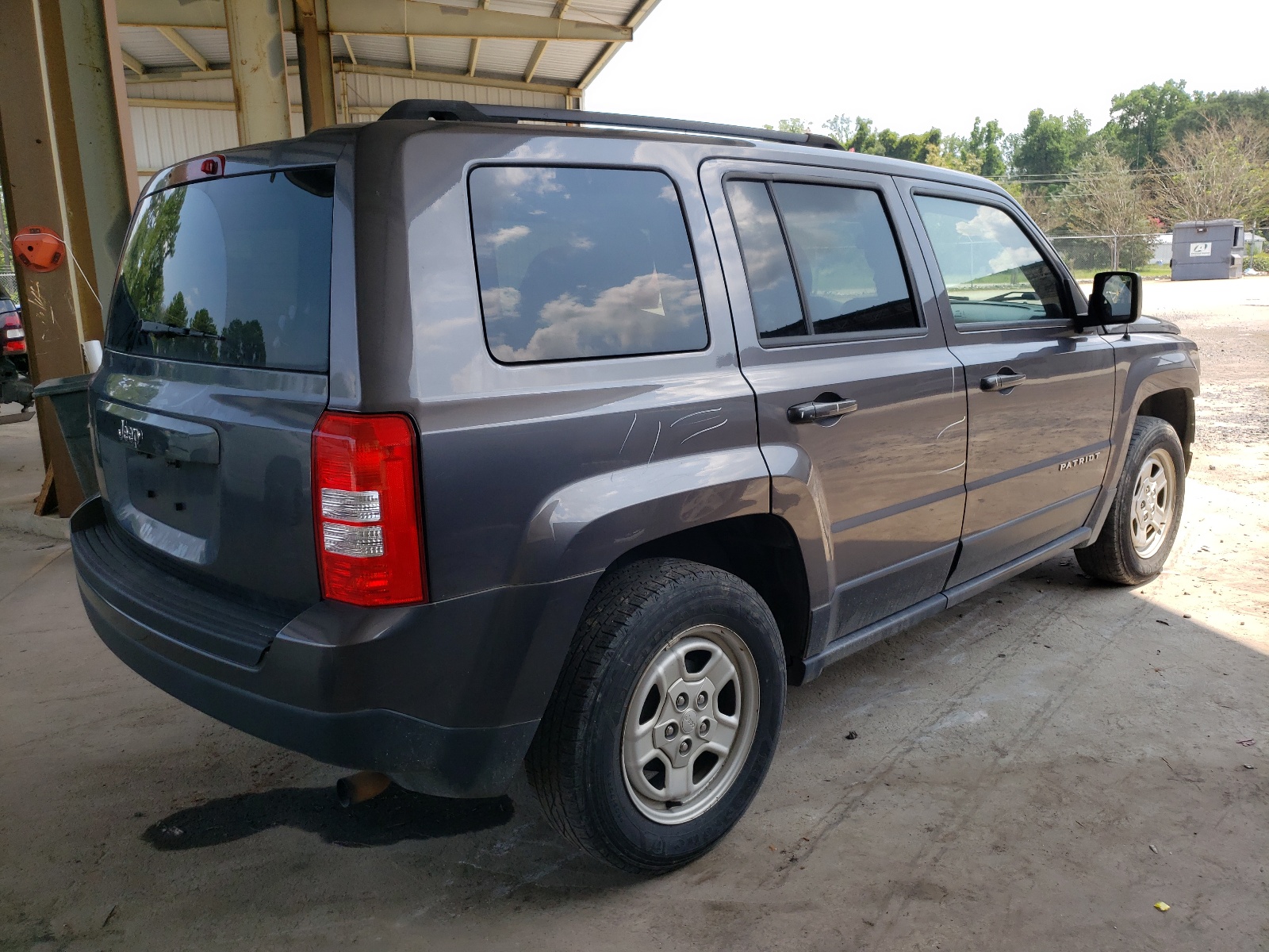 Photo 4 from auction – 2015 JEEP PATRIOT SP with VIN 1C4NJPBB3FD186421