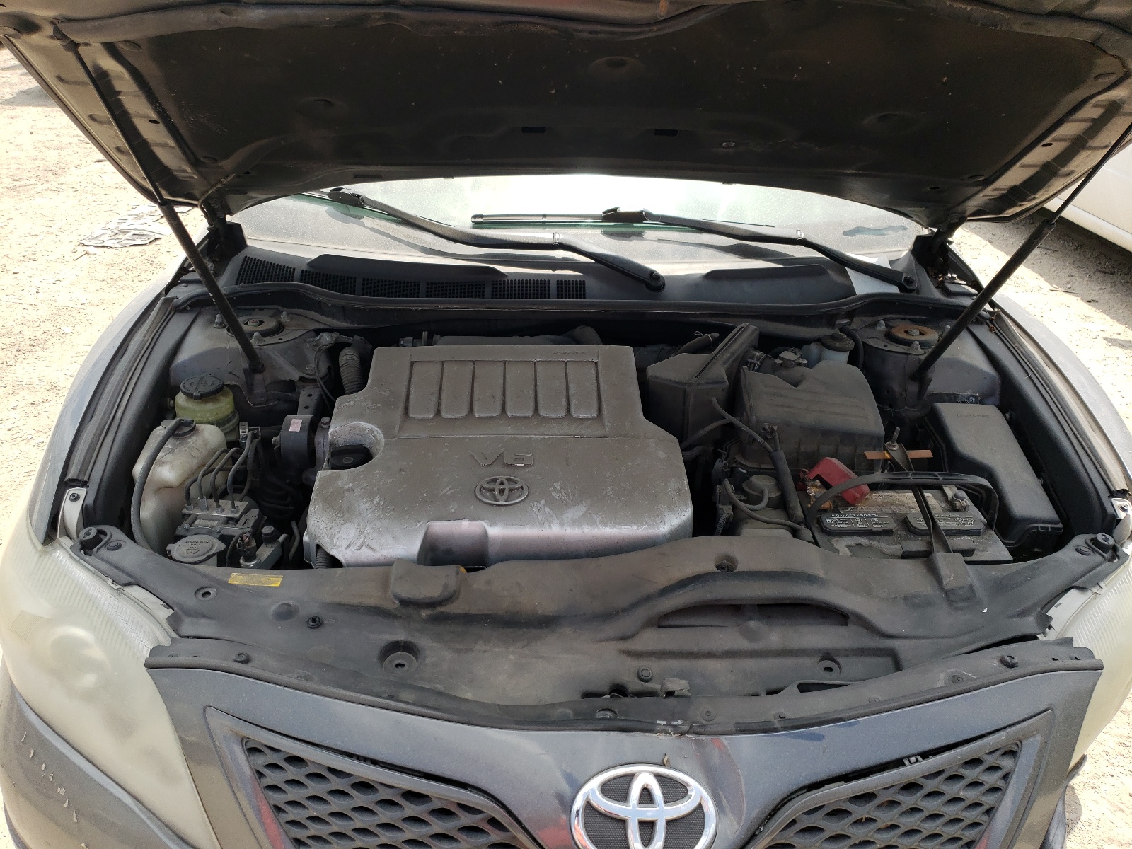 Photo 7 from auction – 2011 TOYOTA CAMRY SE with VIN 4T1BK3EK5BU126862
