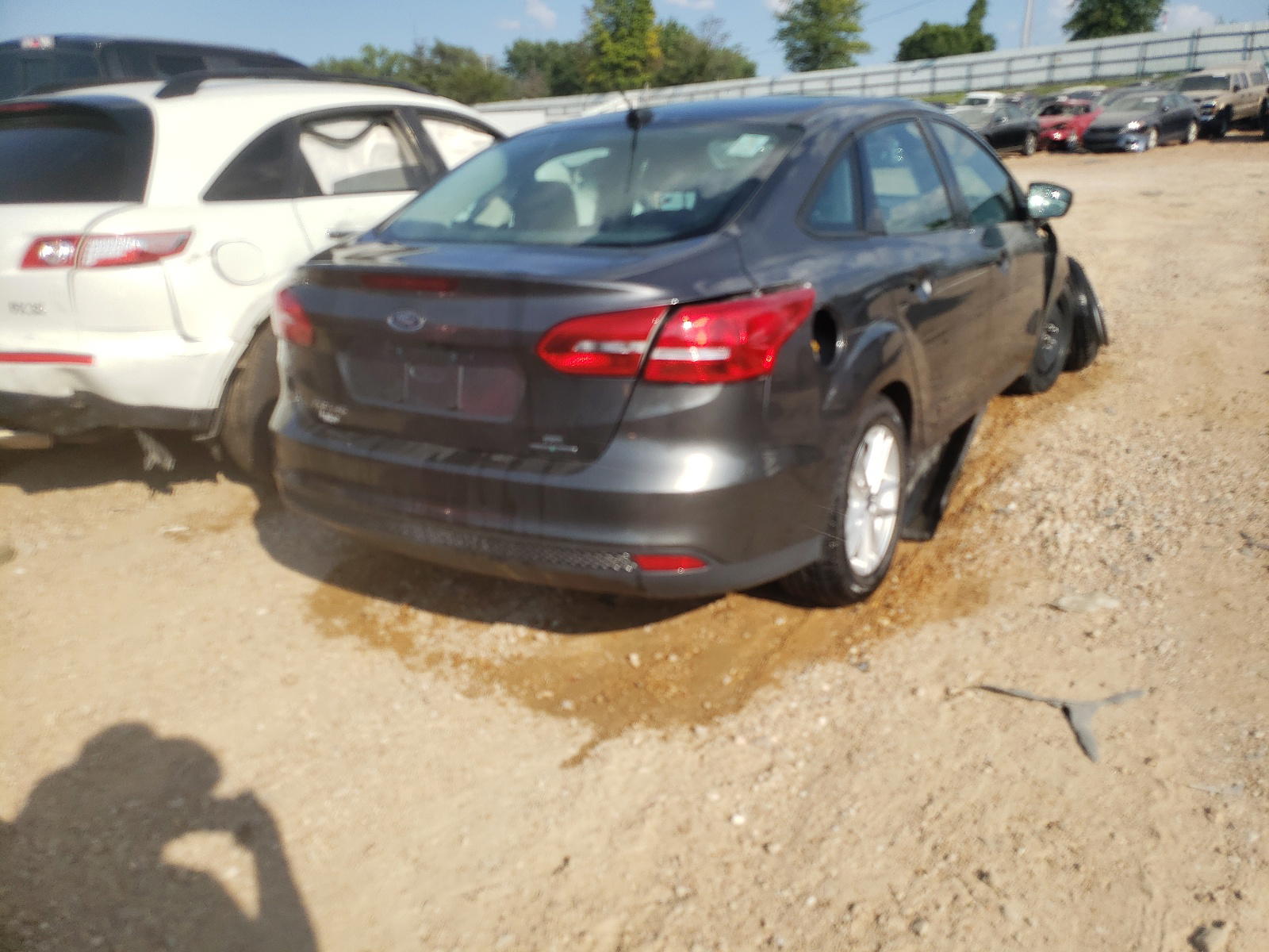 Photo 4 from auction – 2016 FORD FOCUS SE with VIN 1FADP3F29GL238144