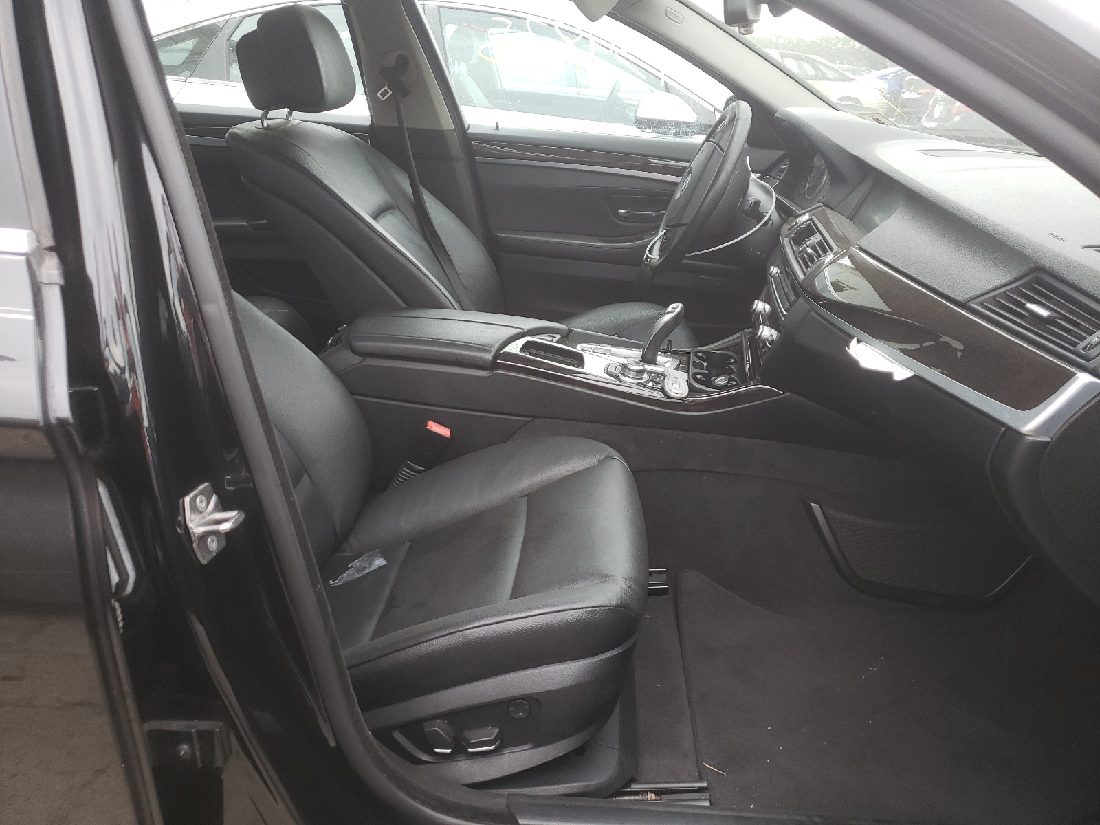 Photo 5 from auction – 2013 BMW 528 XI with VIN WBAXH5C51DDW12425