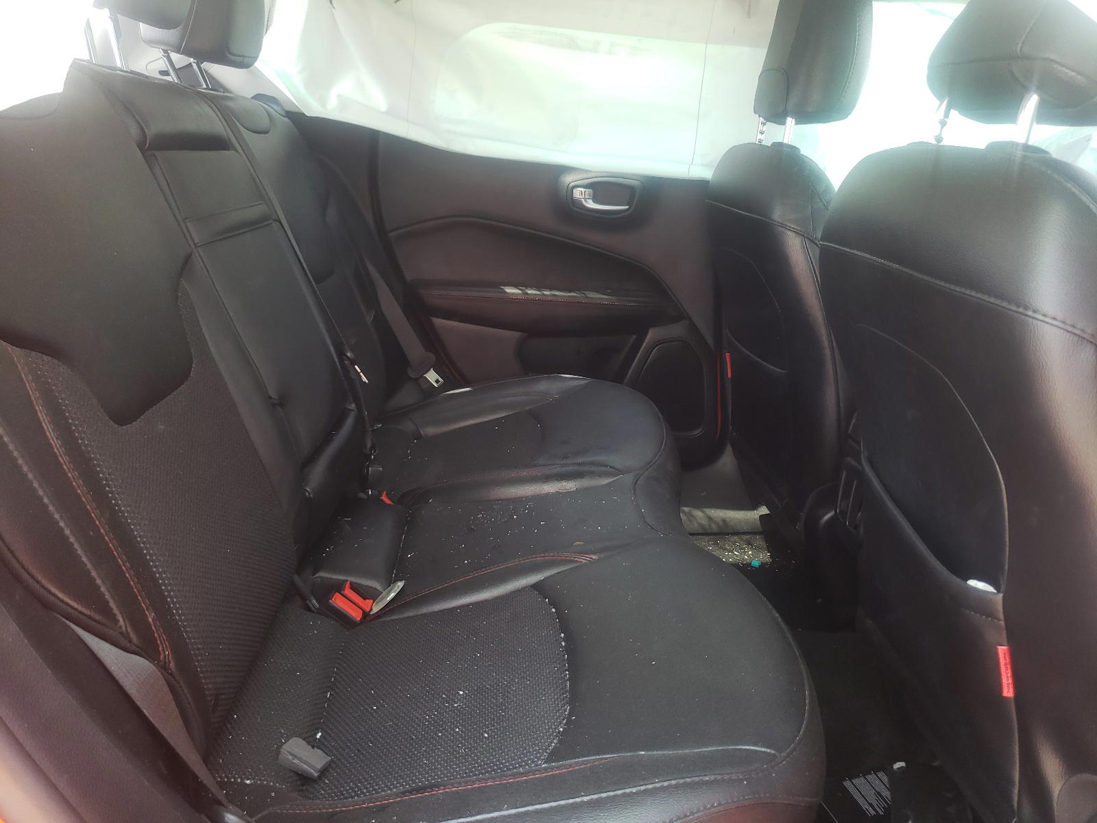 Photo 6 from auction – 2020 JEEP COMPASS TR with VIN 3C4NJDDB4LT133289