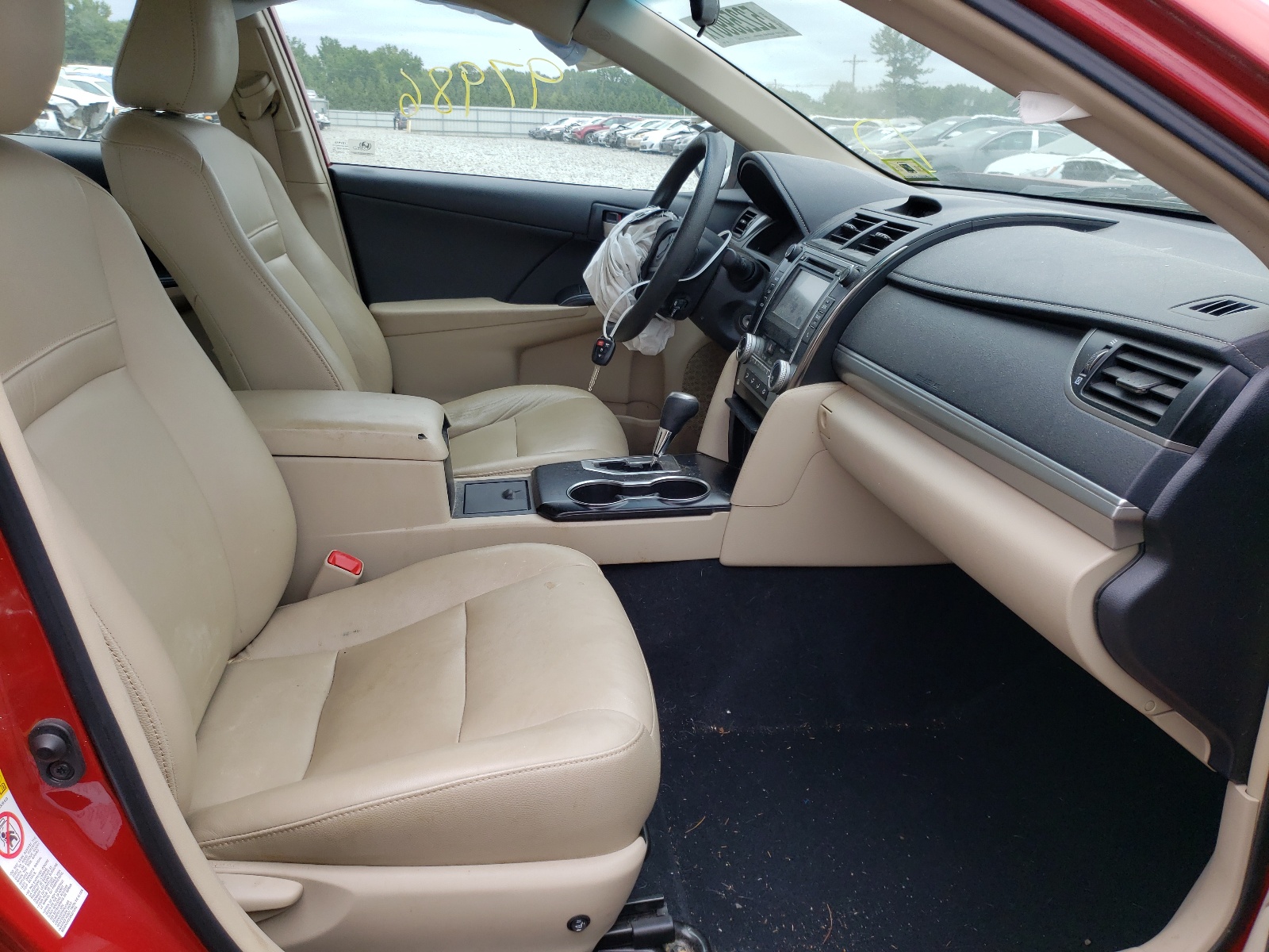 Photo 5 from auction – 2014 TOYOTA CAMRY L with VIN 4T4BF1FK9ER390247