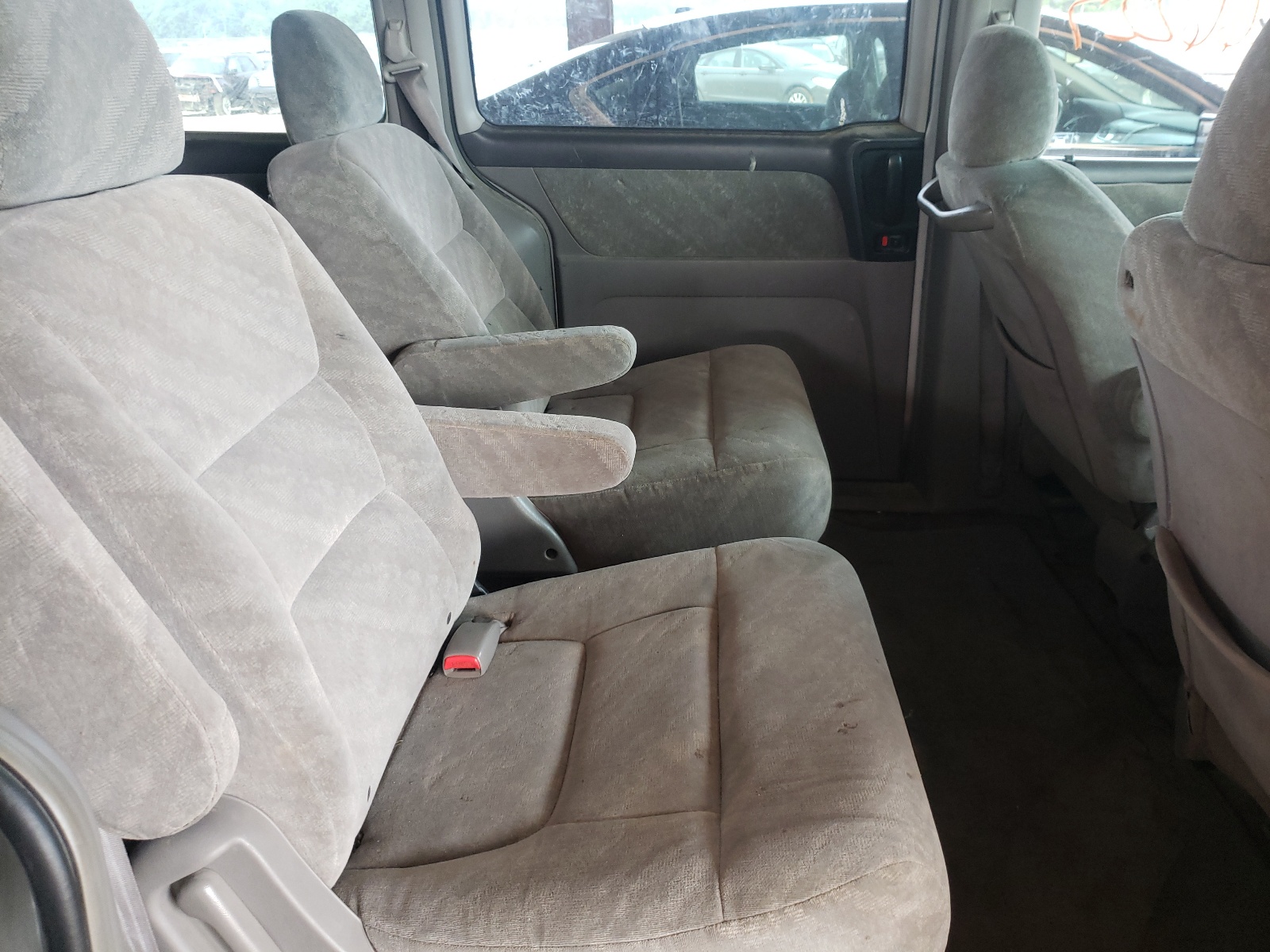 Photo 6 from auction – 2004 HONDA ODYSSEY EX with VIN 5FNRL18824B105239