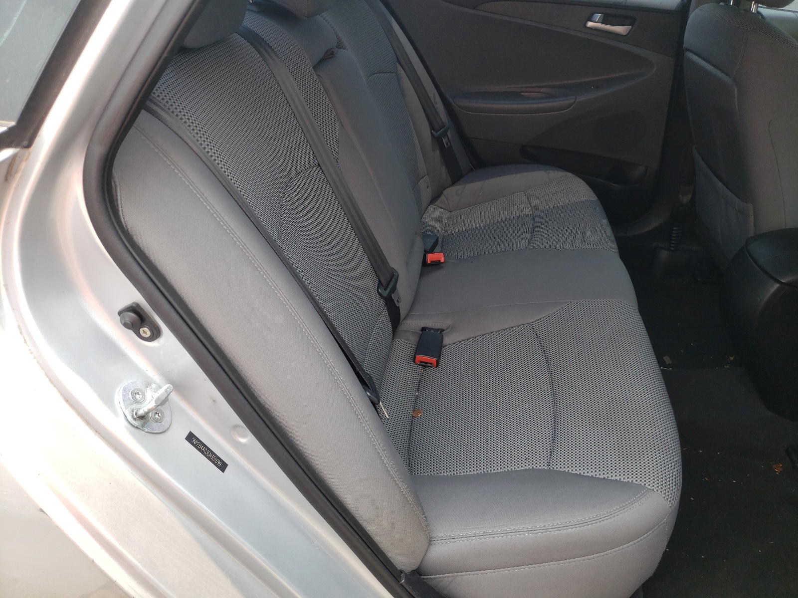 Photo 6 from auction – 2012 HYUNDAI SONATA GLS with VIN 5NPEB4AC3CH351699