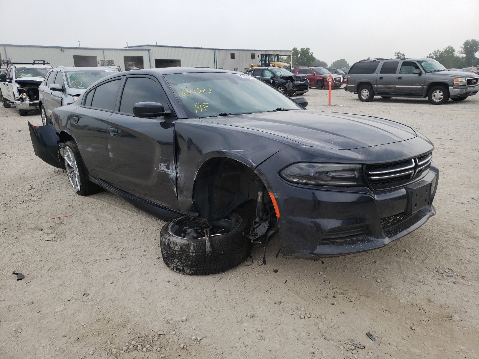 DODGE CHARGER SE 2017 with VIN 2C3CDXBG1HH605323 - Photo from auction
