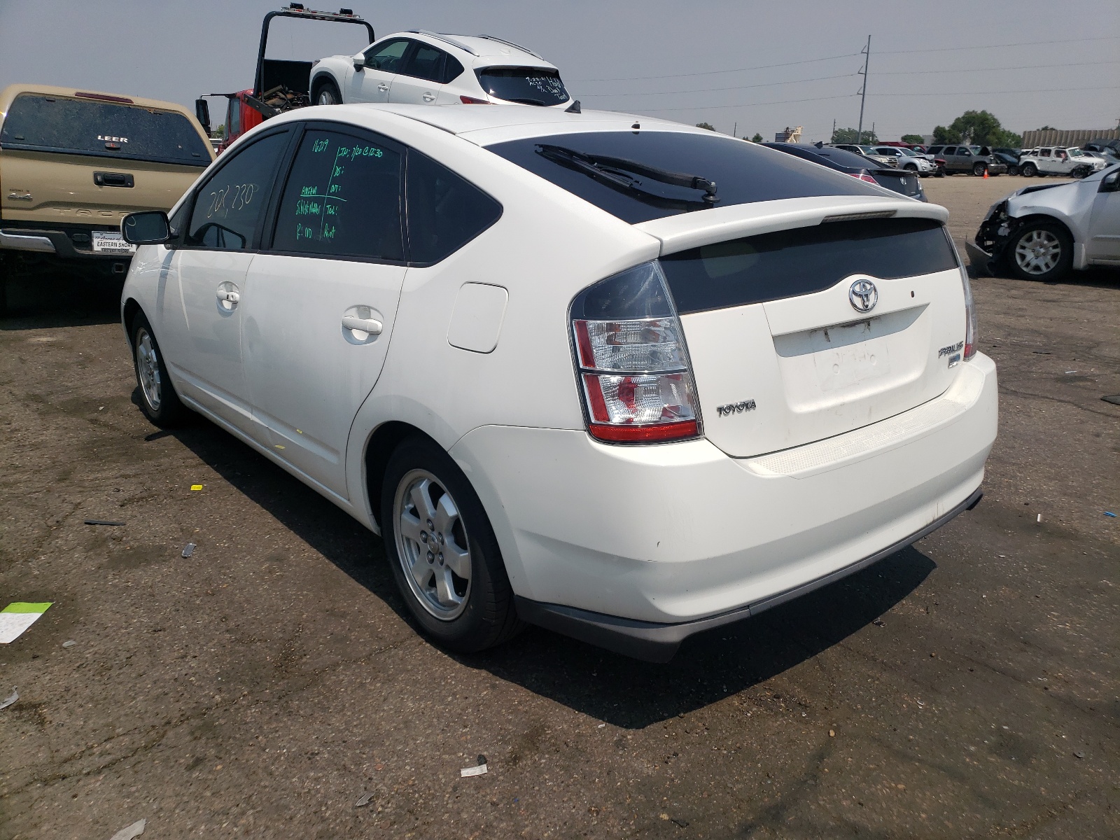 Photo 3 from auction – 2005 TOYOTA PRIUS with VIN JTDKB20U353126439